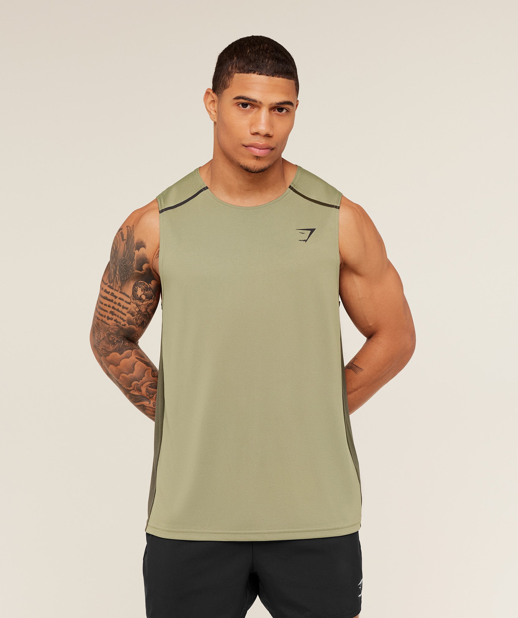 gymshark-arrival-contrast-tank-sleeveless-tops