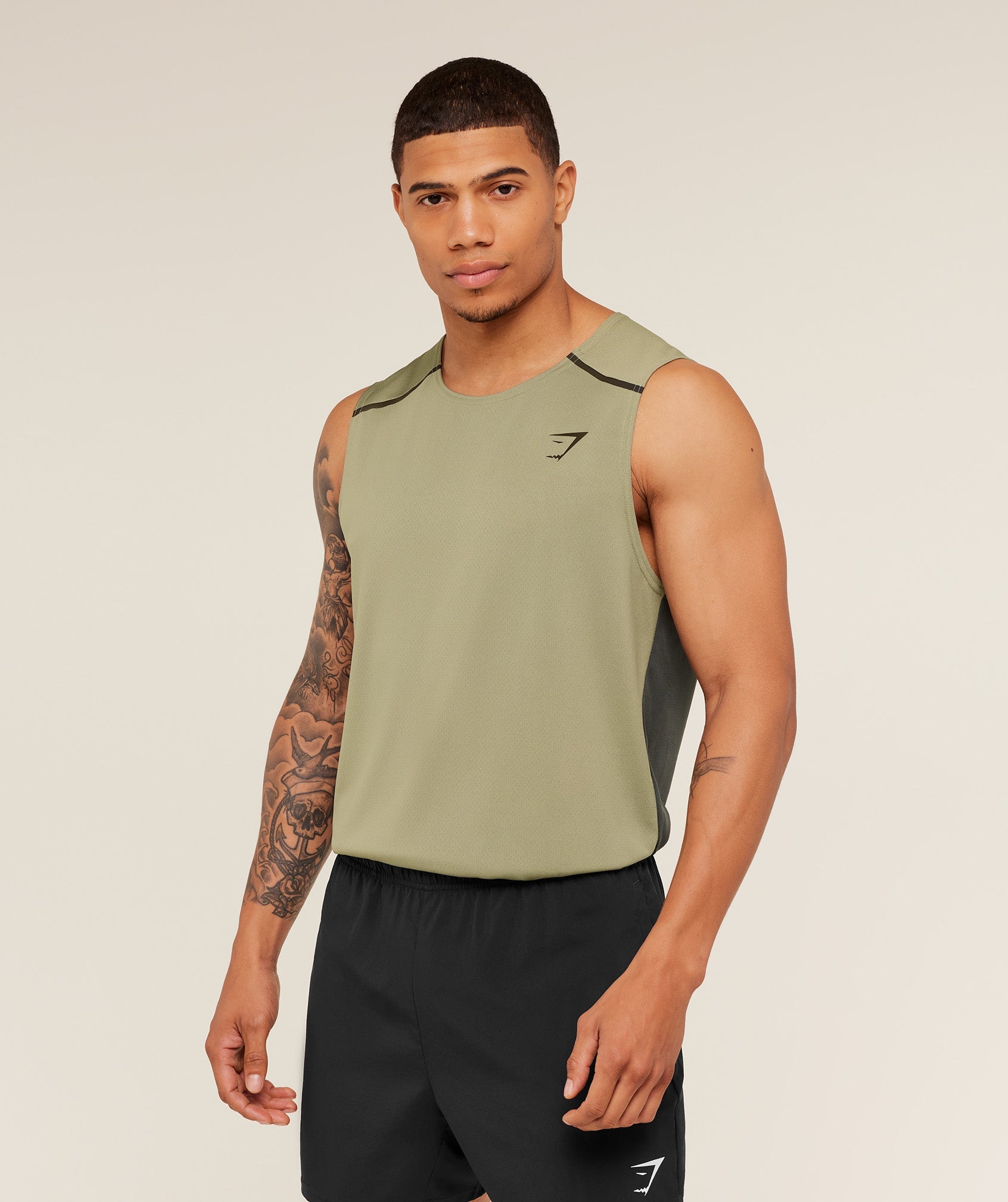 gymshark-arrival-contrast-tank-sleeveless-tops