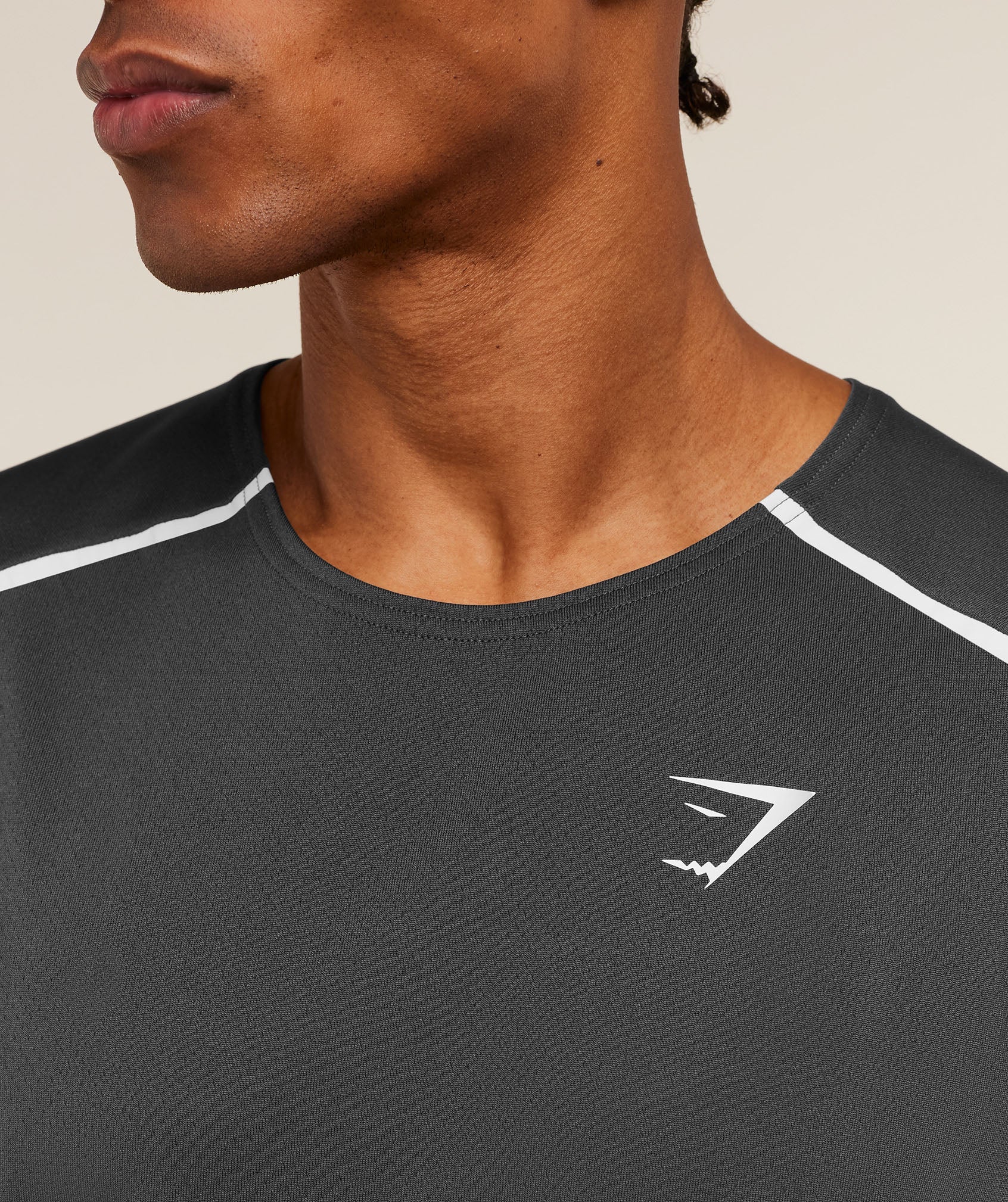 gymshark-arrival-contrast-tank-sleeveless-tops-grey-ss26