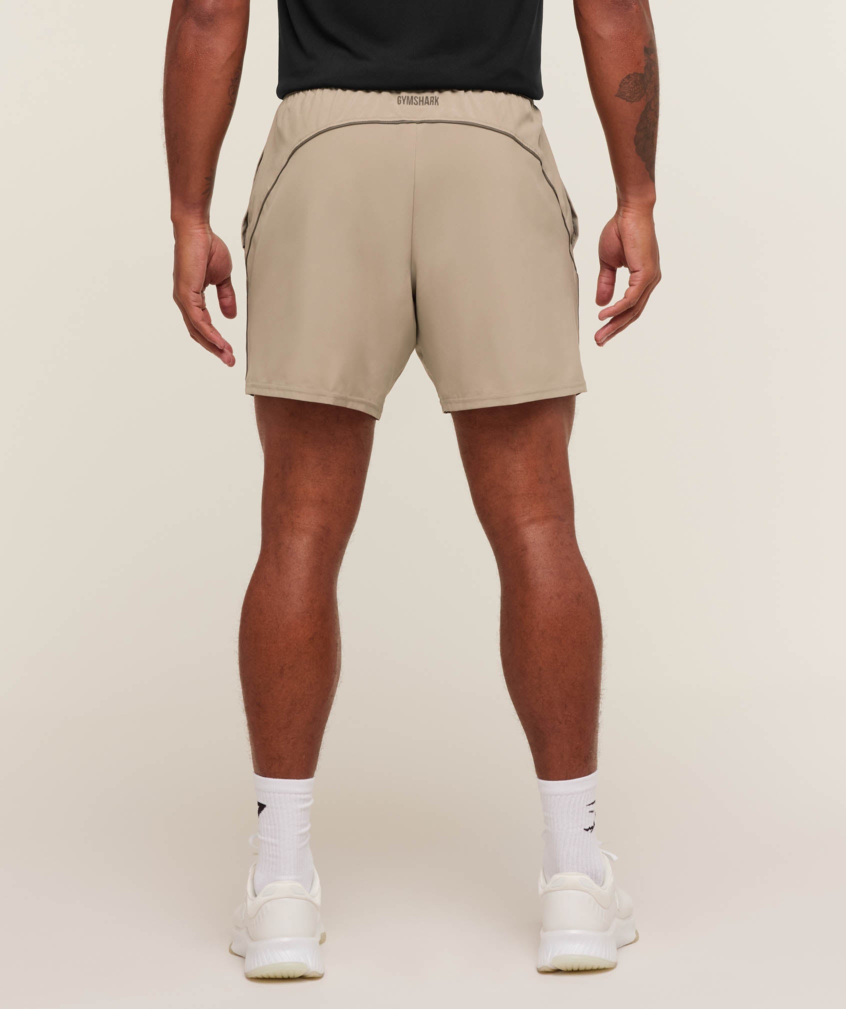 gymshark-arrival-block-6-shorts-shorts-brown-aw25