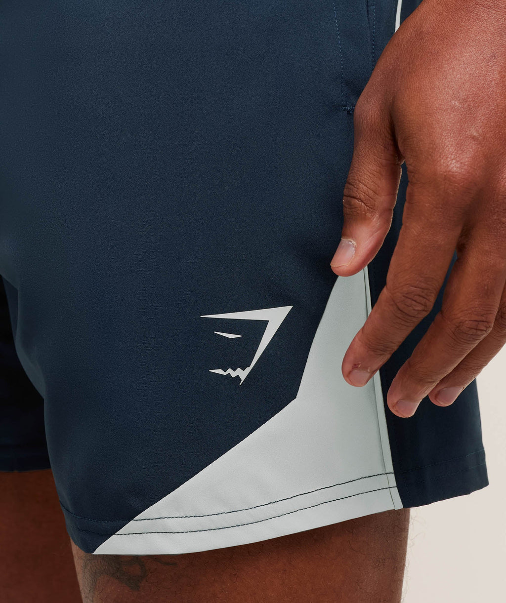 gymshark-arrival-block-6-shorts-shorts-blue-aw25-1
