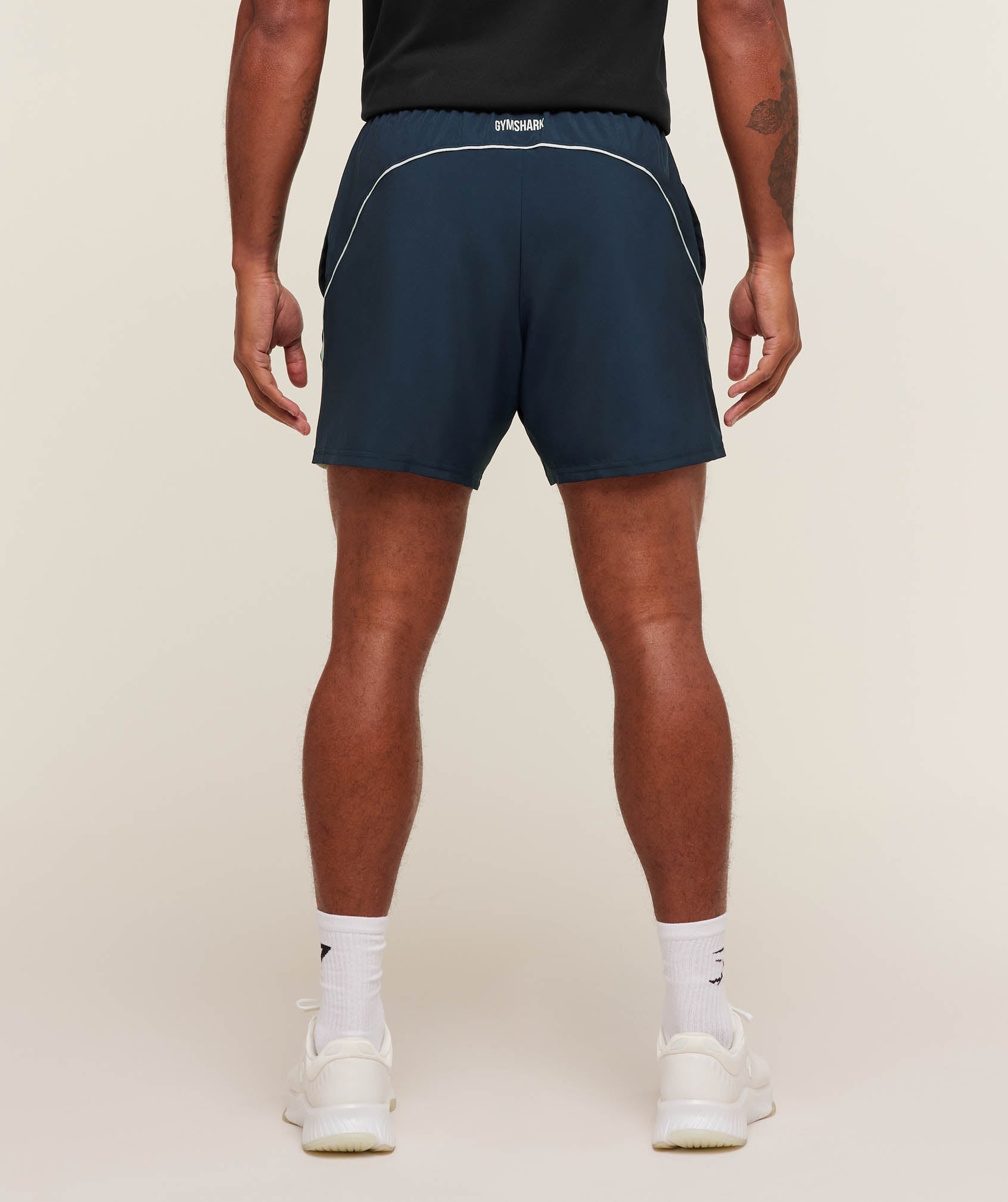 gymshark-arrival-block-6-shorts-shorts-blue-aw25-1