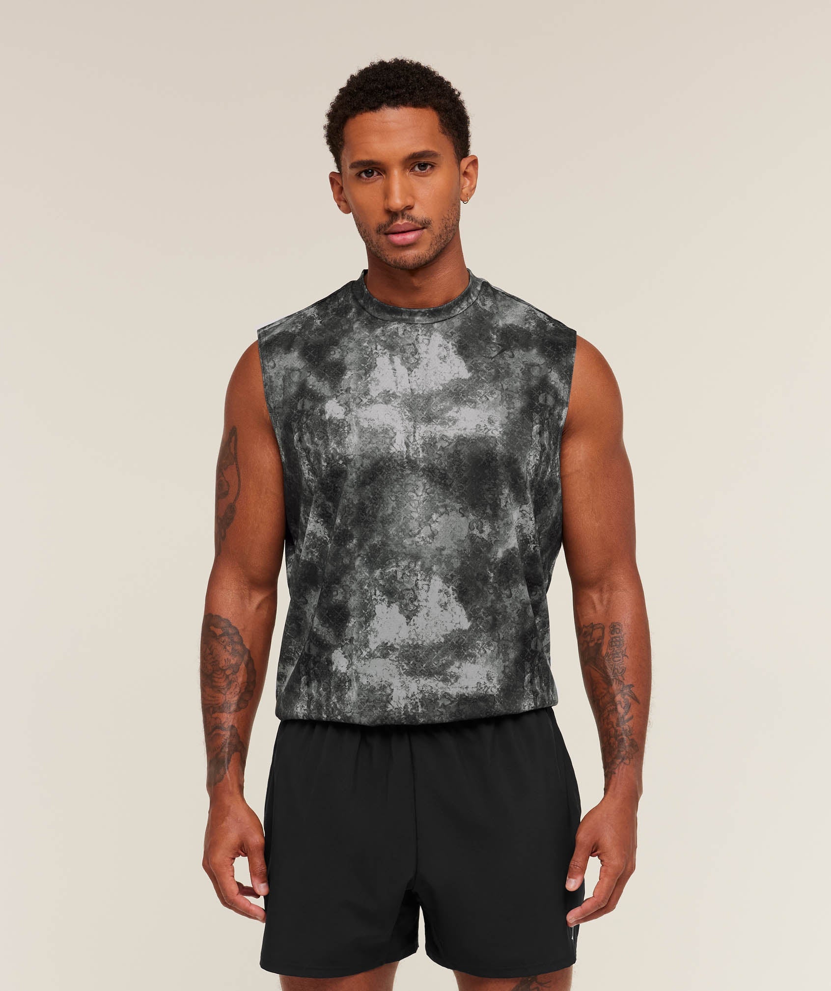 gymshark-arrival-oversized-tank-sleeveless-tops-grey-aw25