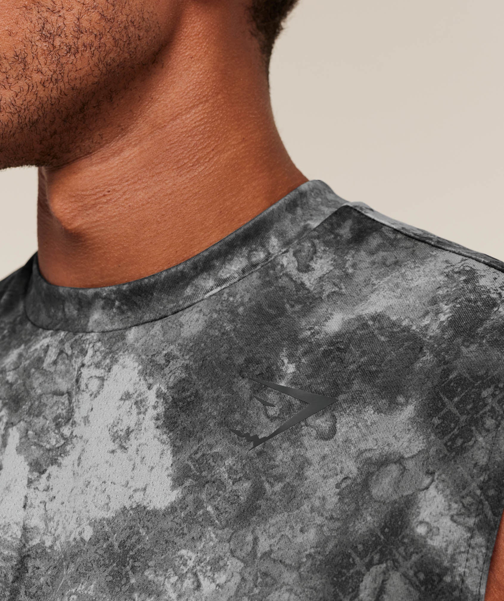 gymshark-arrival-oversized-tank-sleeveless-tops-grey-aw25
