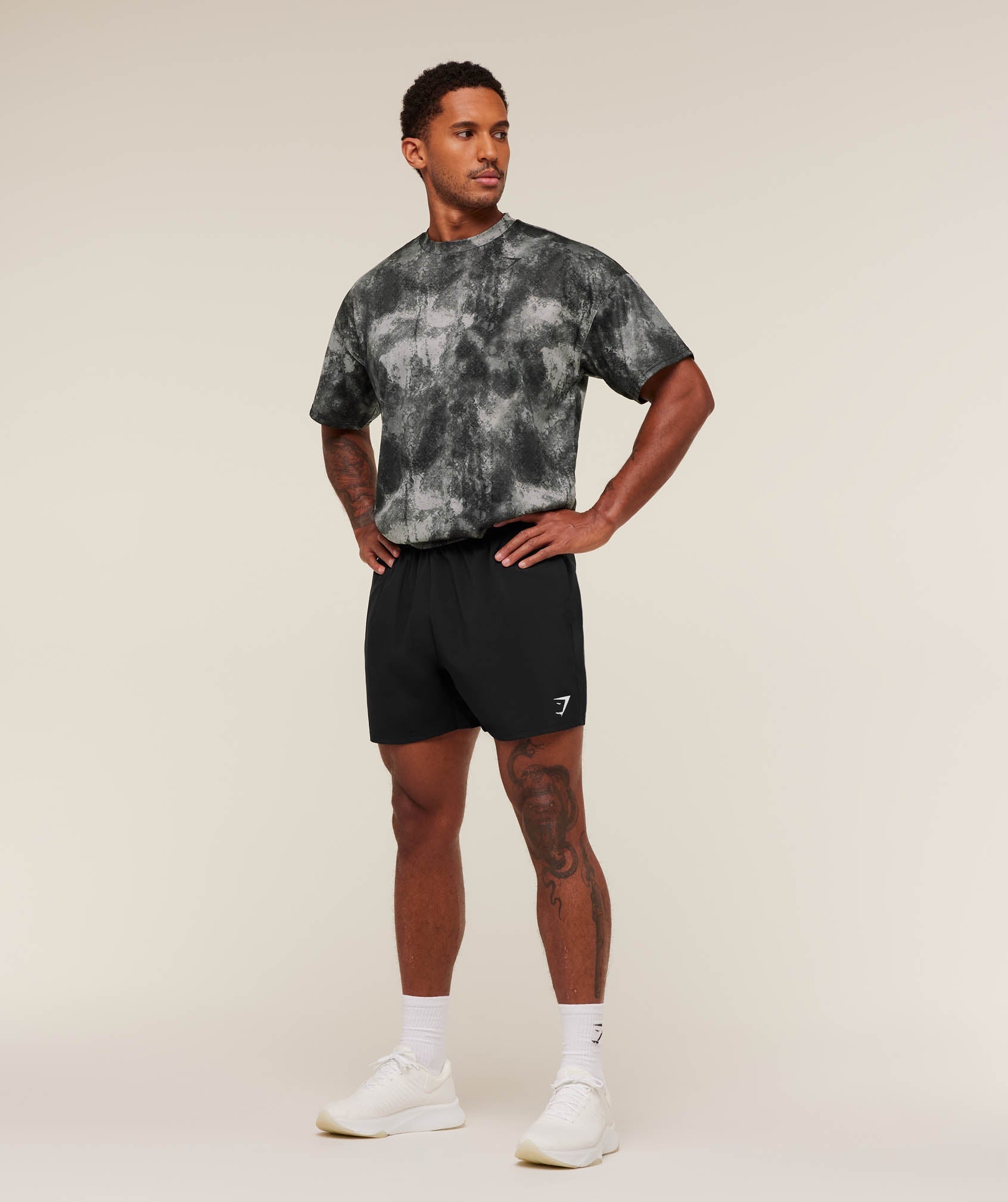 gymshark-arrival-oversized-t-shirt-ss-tops-grey-aw25