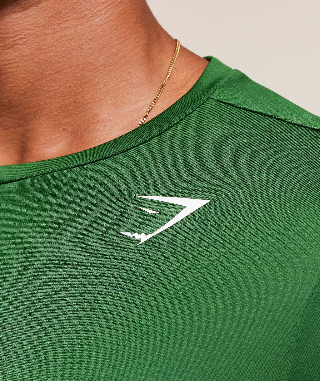 gymshark-arrival-regular-fit-t-shirt-ss-tops-green-aw25