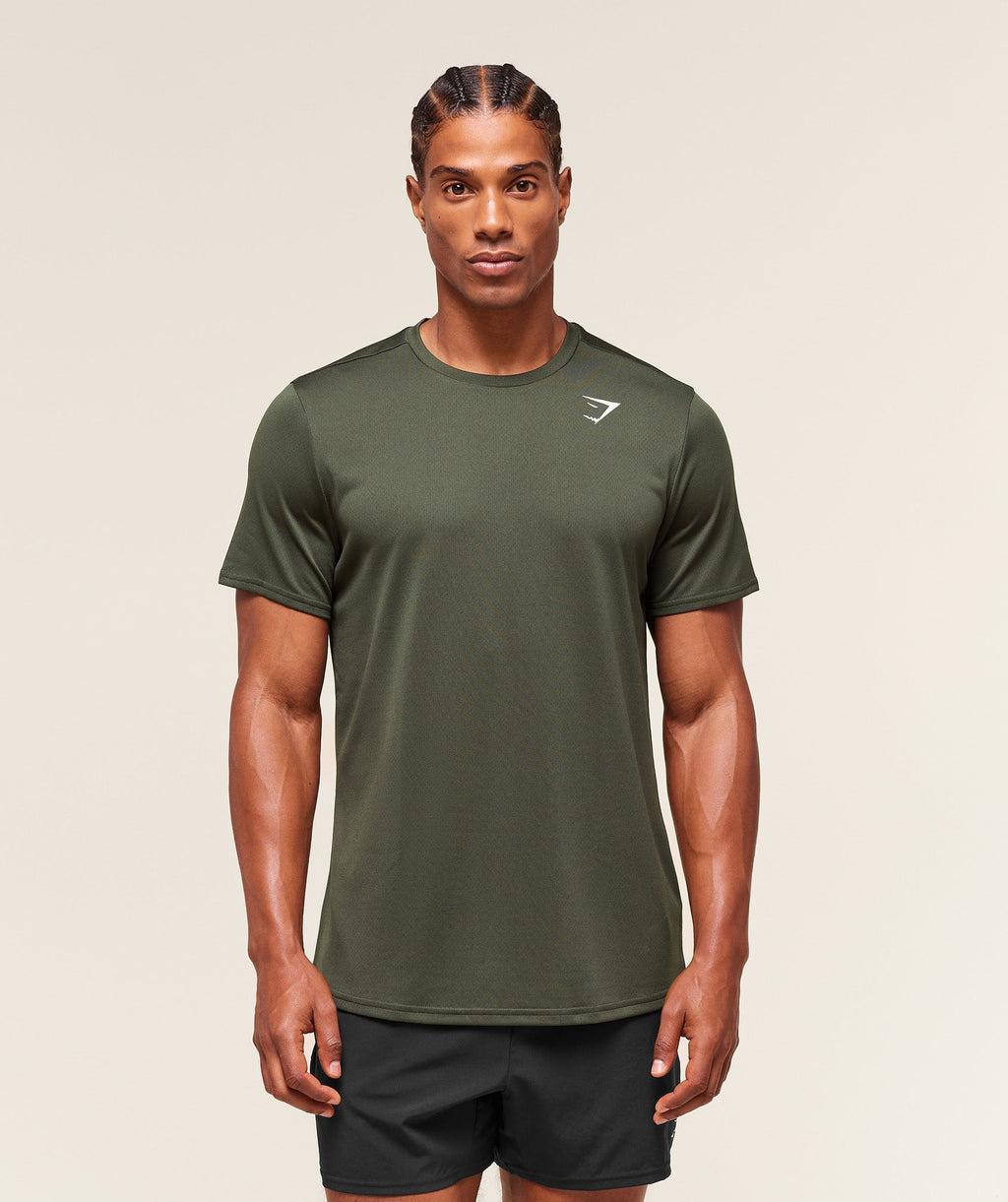 gymshark-arrival-regular-fit-t-shirt-ss-tops-green-aw25-1