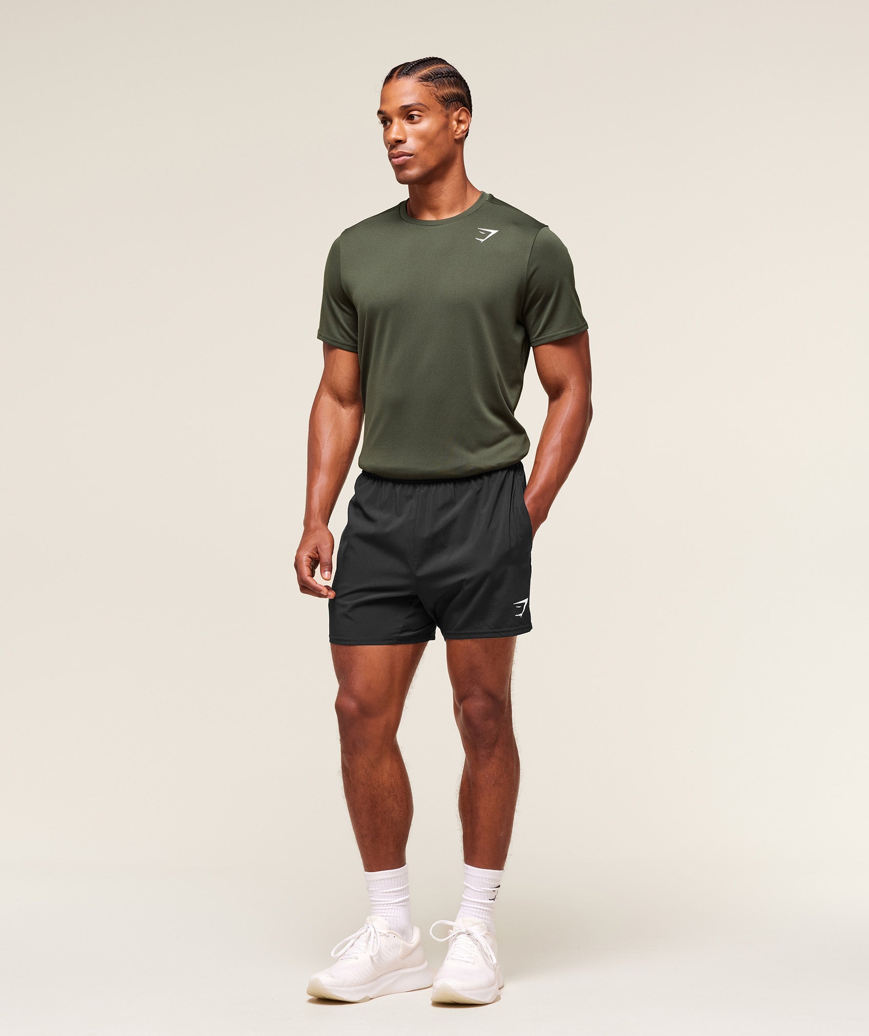 gymshark-arrival-regular-fit-t-shirt-ss-tops-green-aw25-1