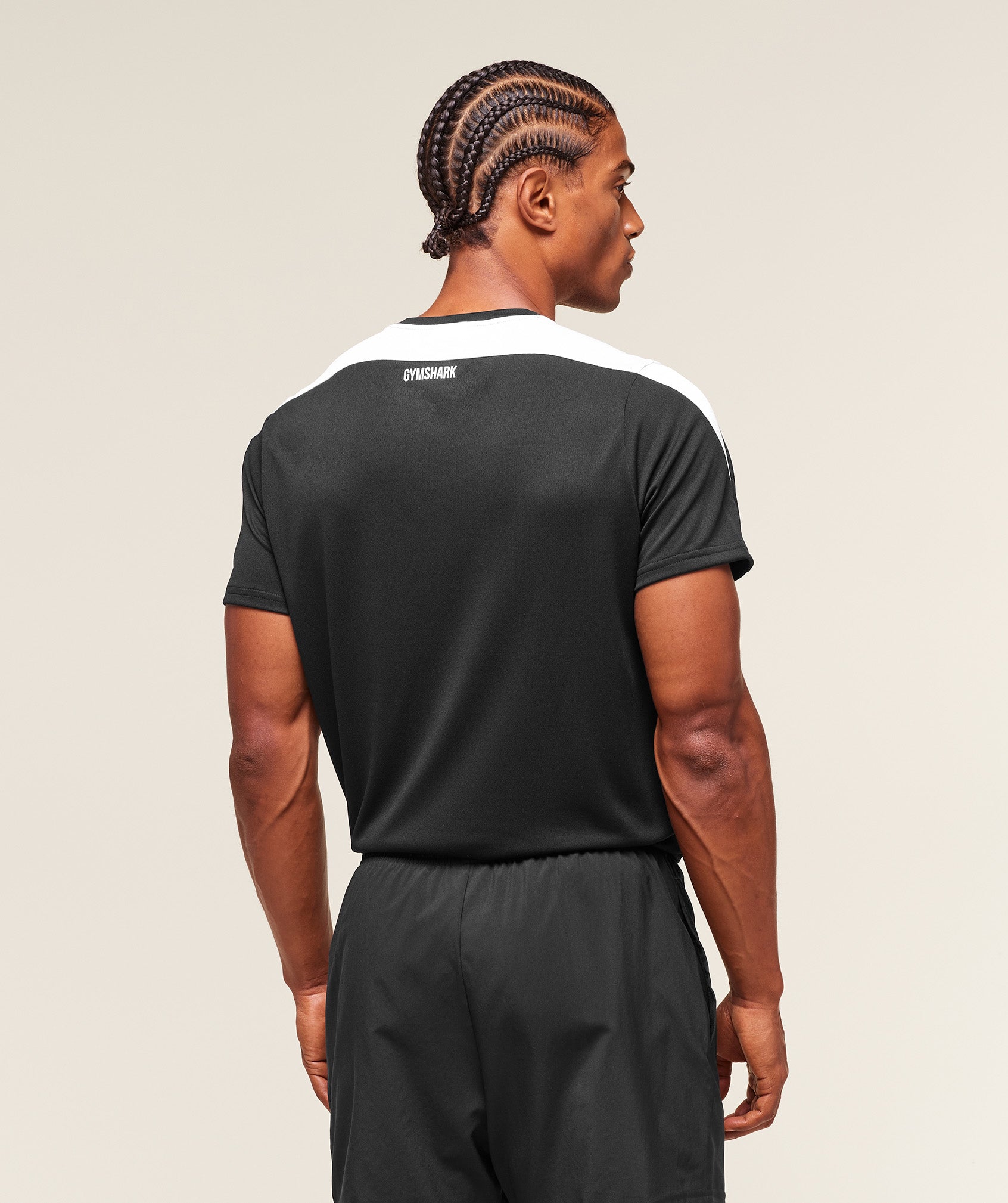 gymshark-arrival-block-t-shirt-ss-tops-black-aw25