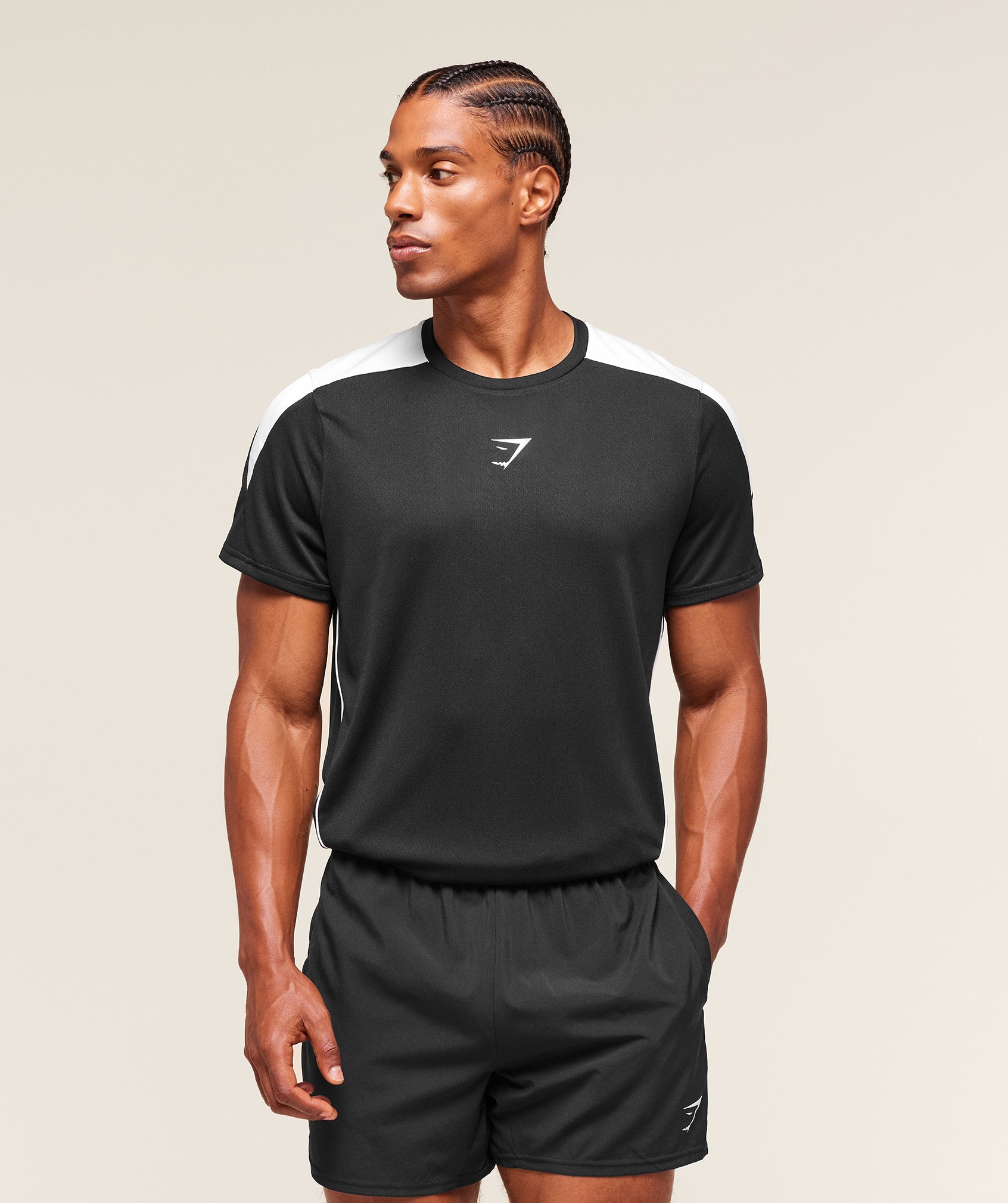 gymshark-arrival-block-t-shirt-ss-tops-black-aw25