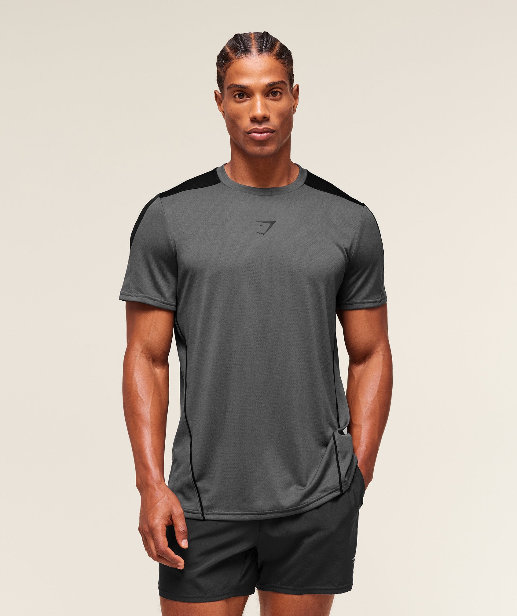 gymshark-arrival-block-t-shirt-ss-tops-grey-aw25