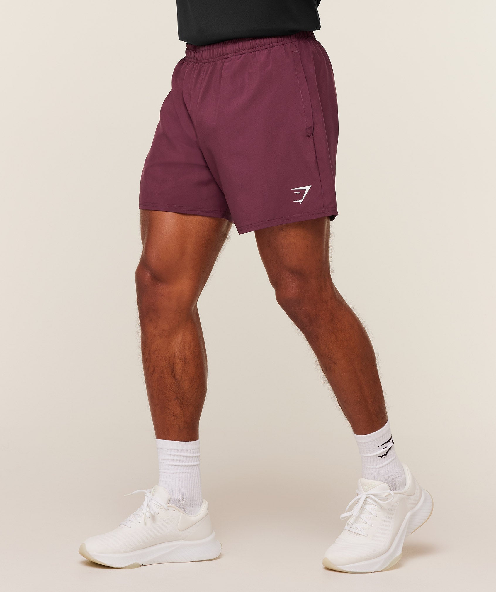 gymshark-arrival-5-shorts-shorts-red-ss26
