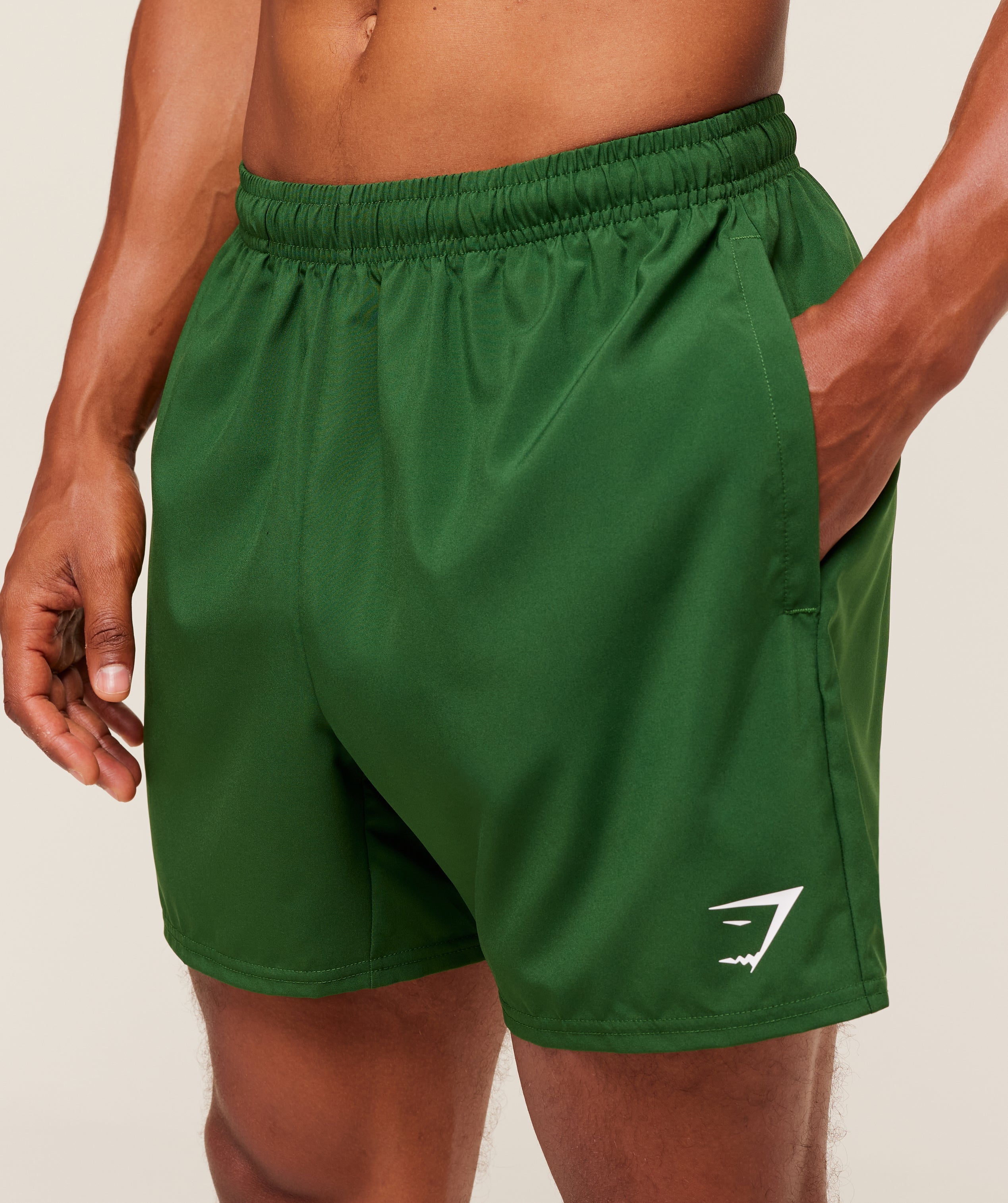 gymshark-arrival-5-shorts-shorts-green-aw25