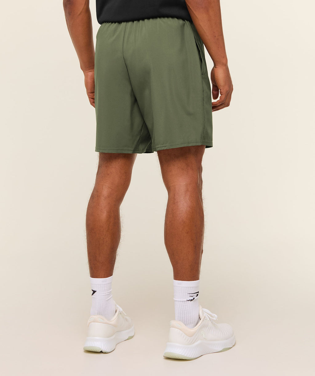 gymshark-arrival-7-shorts-core-olive-ss22