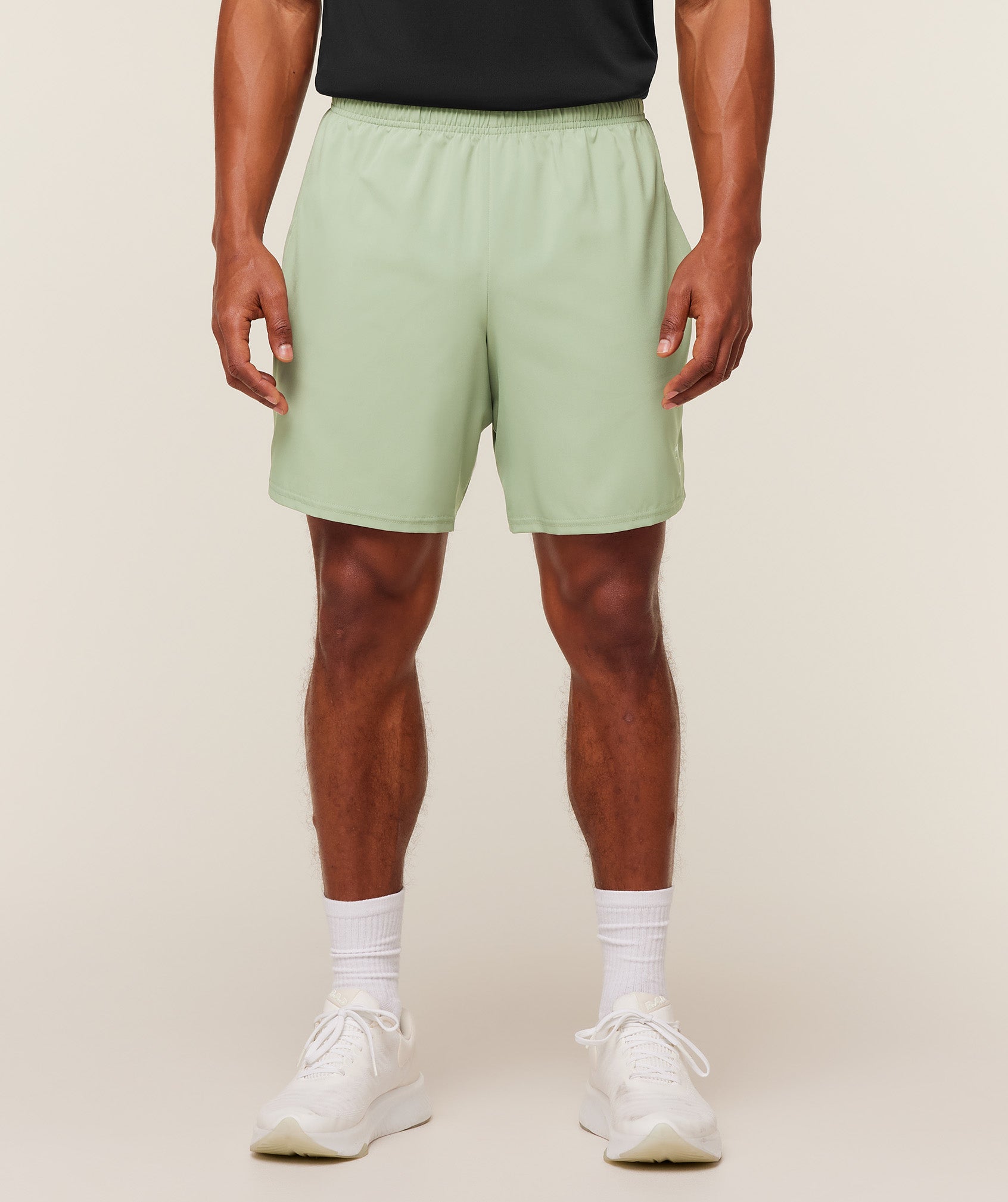 gymshark-arrival-7-shorts-shorts-green-ss26