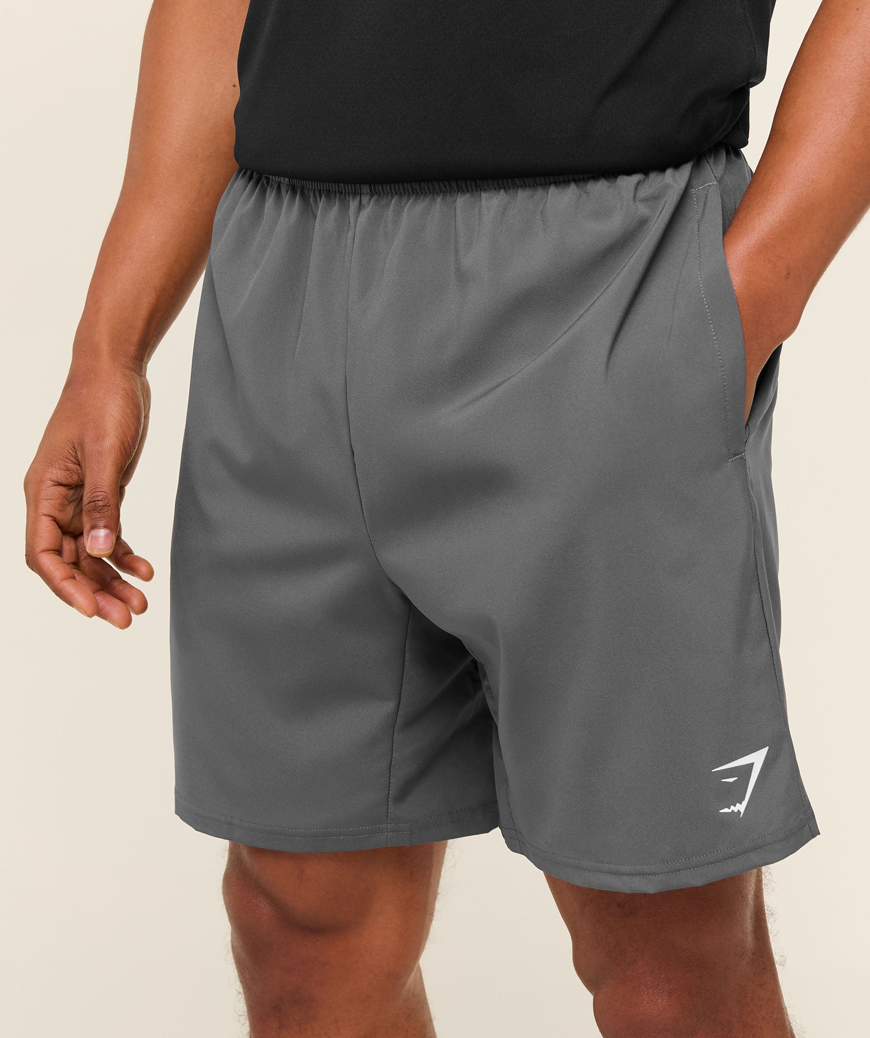 gymshark-arrival-7-shorts-silhouette-grey-aw22