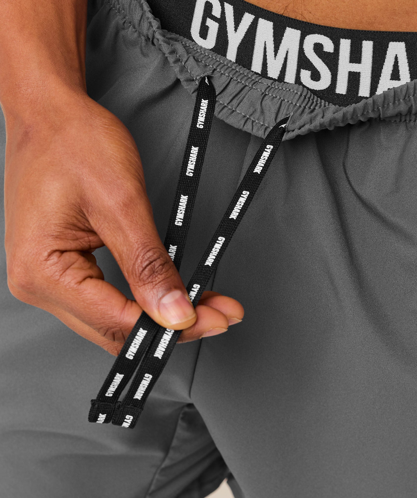 gymshark-arrival-7-shorts-silhouette-grey-aw22