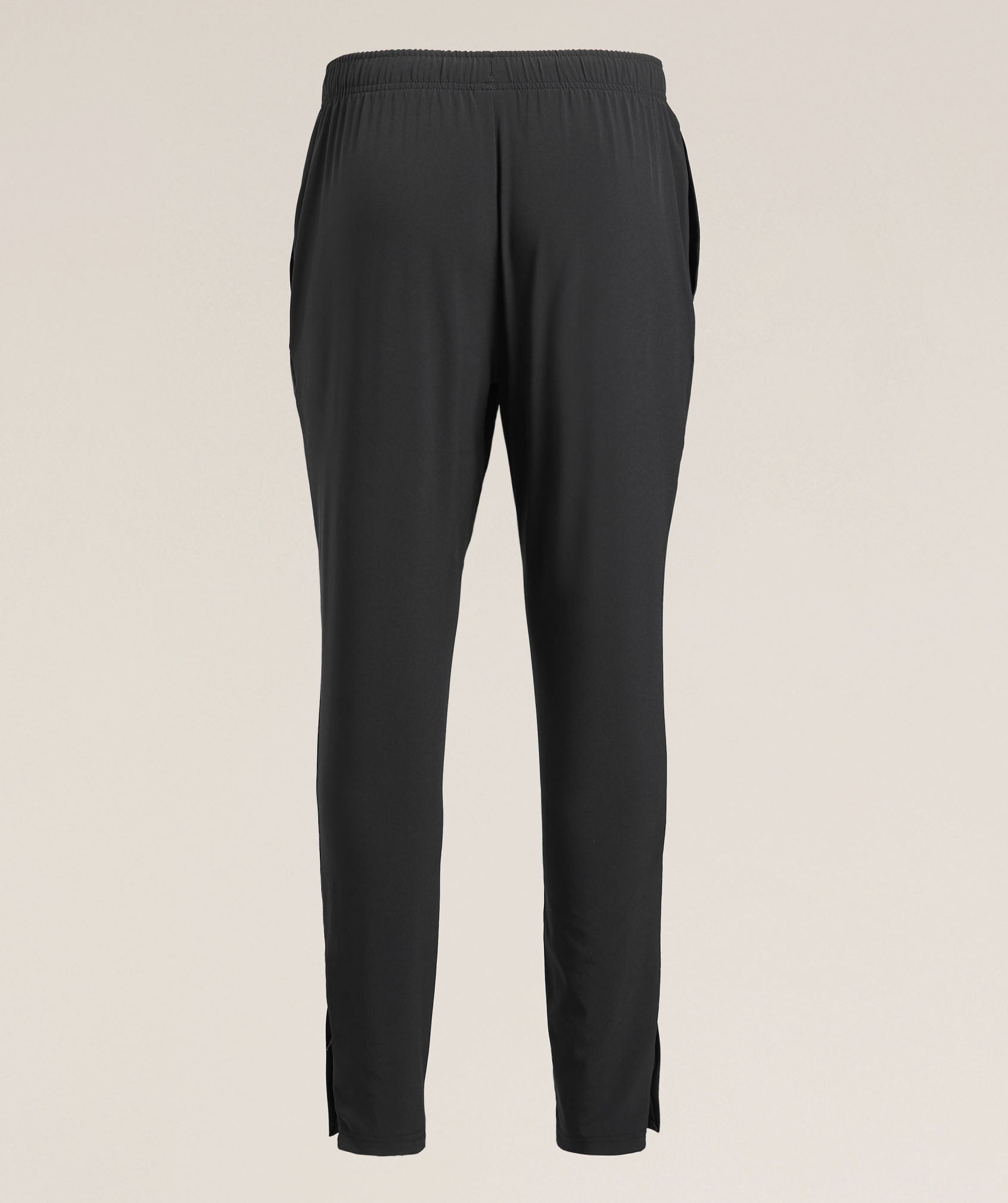 gymshark-arrival-woven-tall-joggers-black-ss25