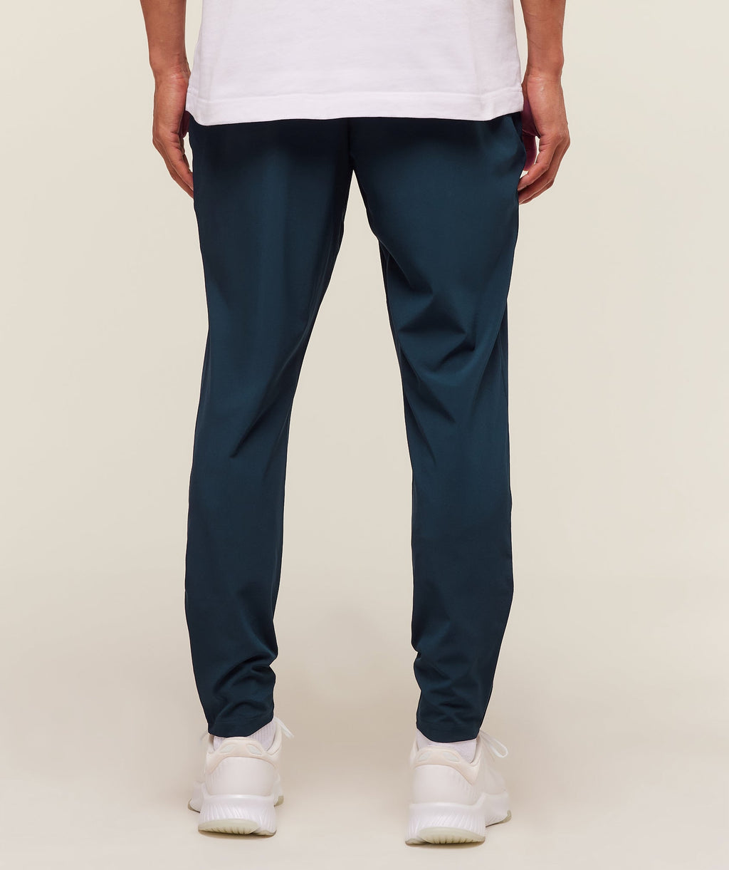 gymshark-arrival-woven-tall-joggers-pants-blue-aw25