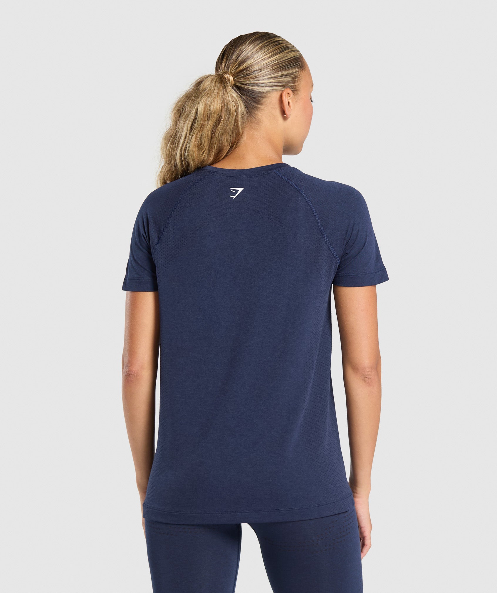 gymshark-vital-seamless-light-t-shirt-heavy-blue-marl-aw24