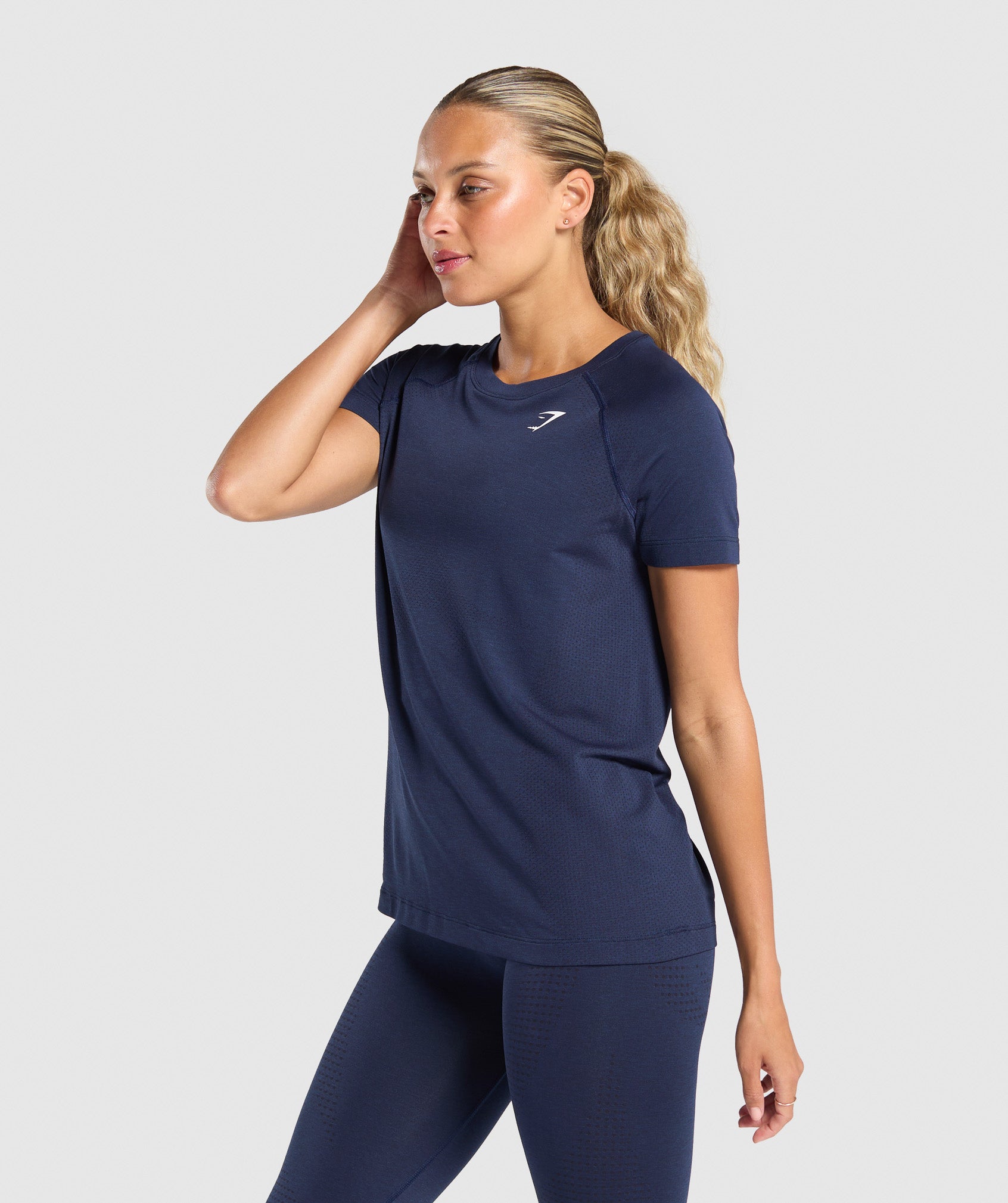 gymshark-vital-seamless-light-t-shirt-heavy-blue-marl-aw24