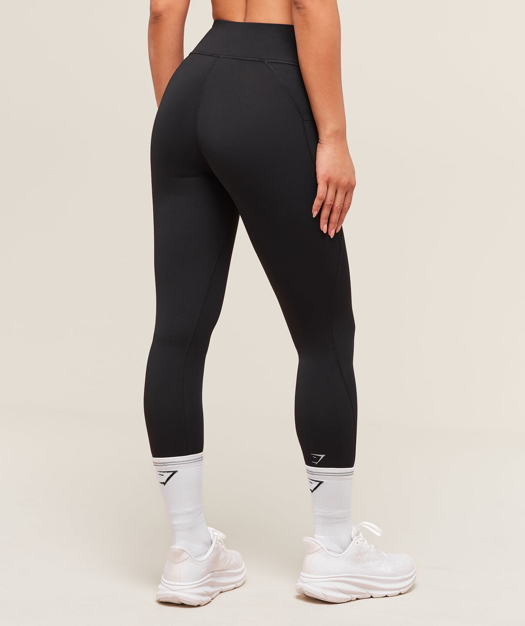 gymshark-running-pocket-leggings-black-ss25