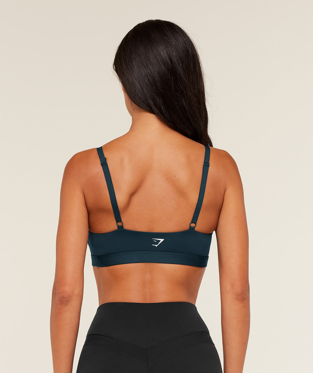 gymshark-balcony-peekaboo-sports-bra-sports-bras