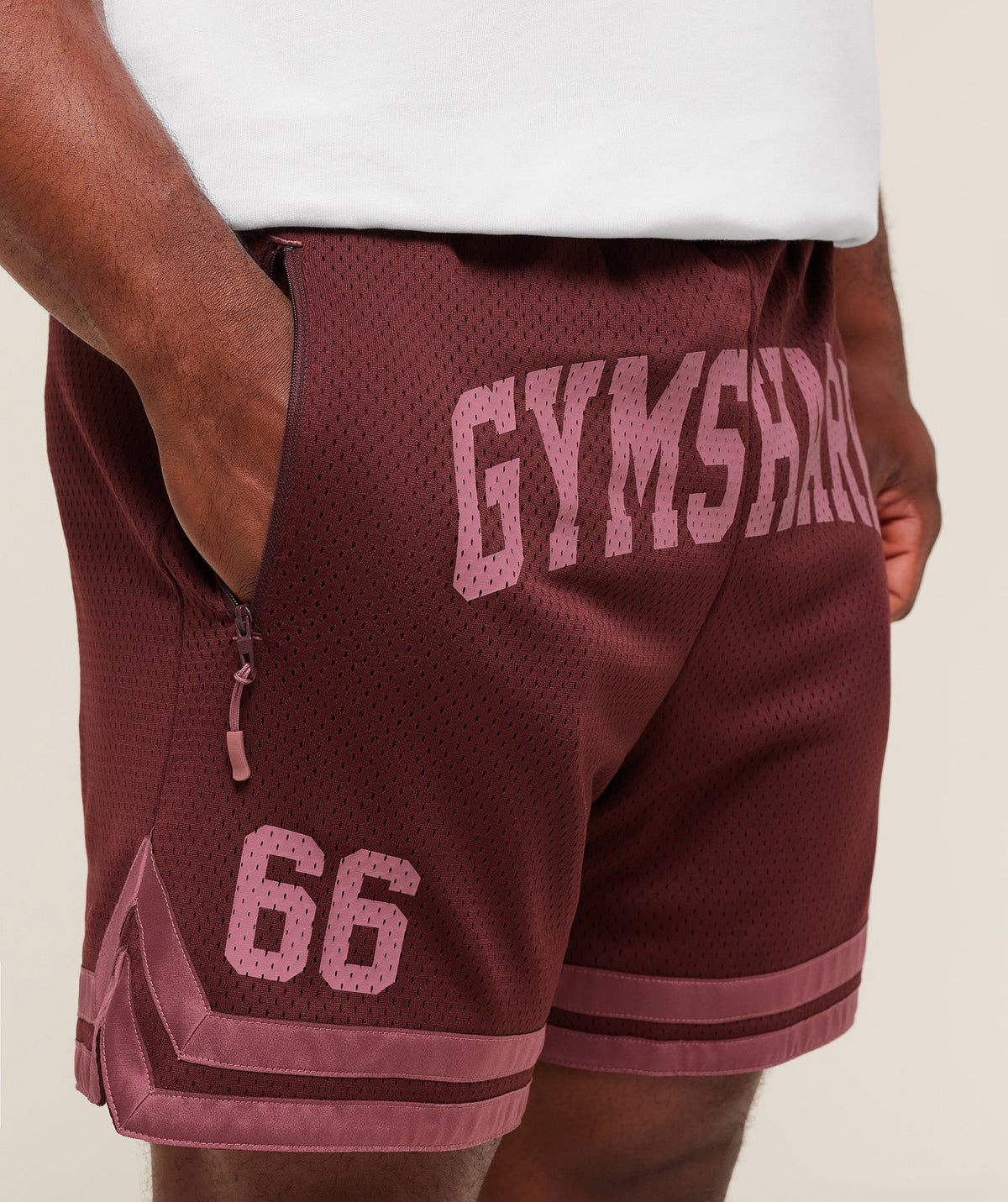gymshark-varsity-mesh-shorts-shorts-red-aw25