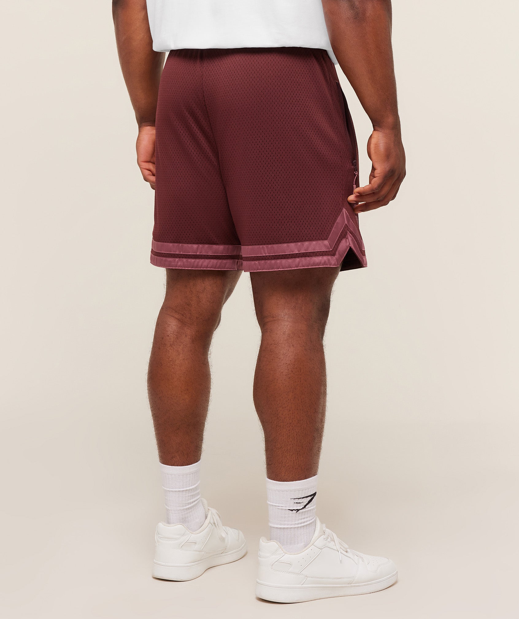 gymshark-varsity-mesh-shorts-shorts-red-aw25