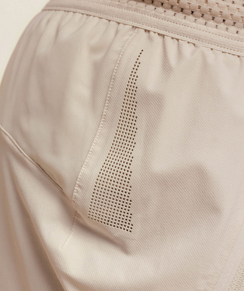 gymshark-fit-elite-5-shorts-shorts-white-ss25