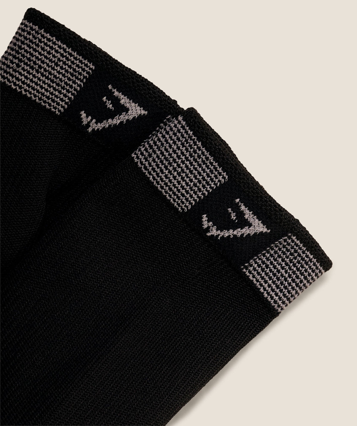 gymshark-running-elite-crew-sock-single-socks-black-aw25