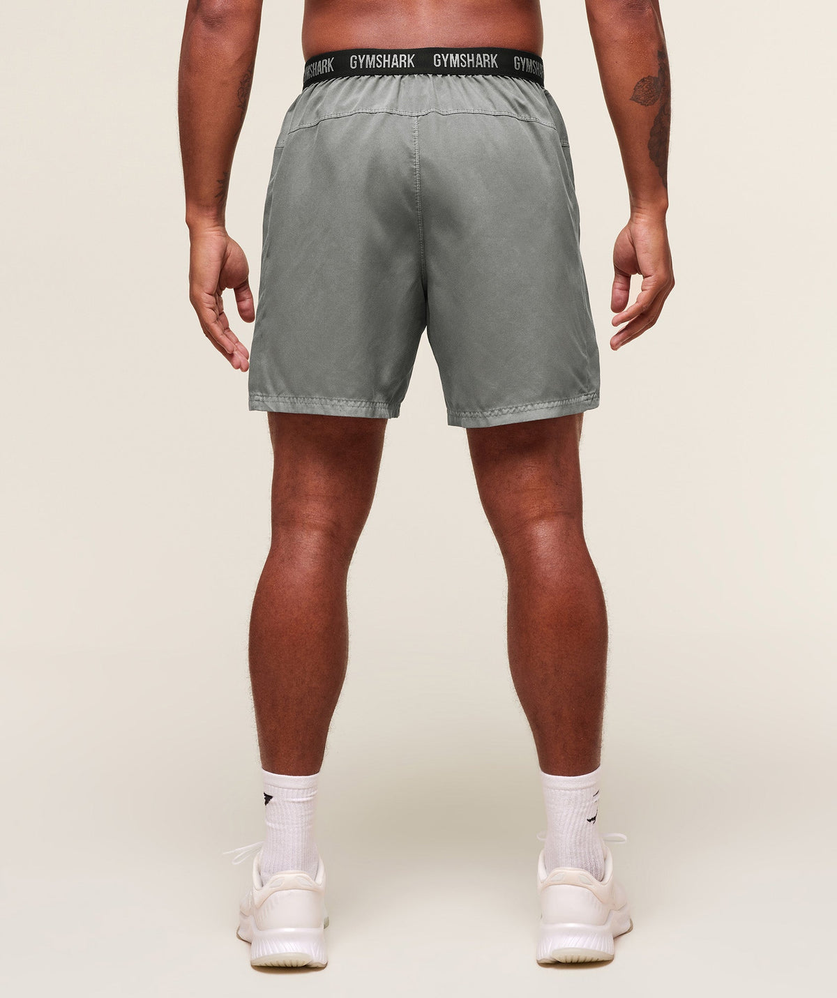 gymshark-fit-light-7-shorts-shorts-black-ss25