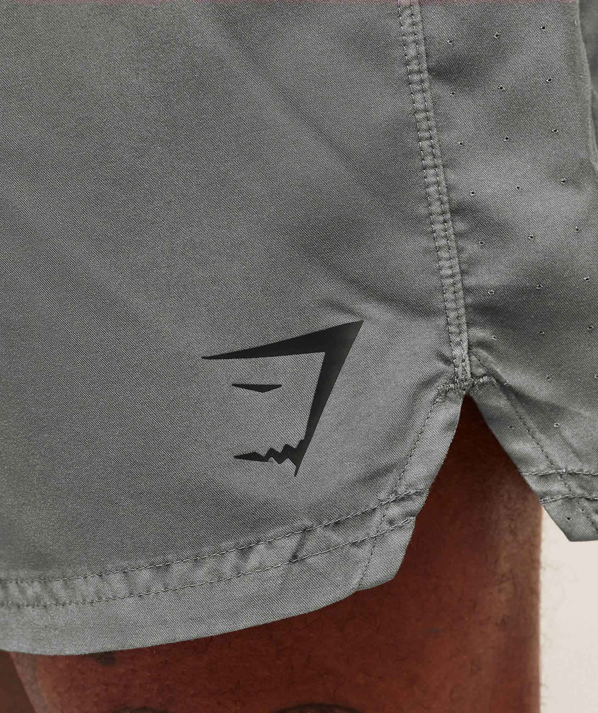 gymshark-fit-light-7-shorts-shorts-black-ss25
