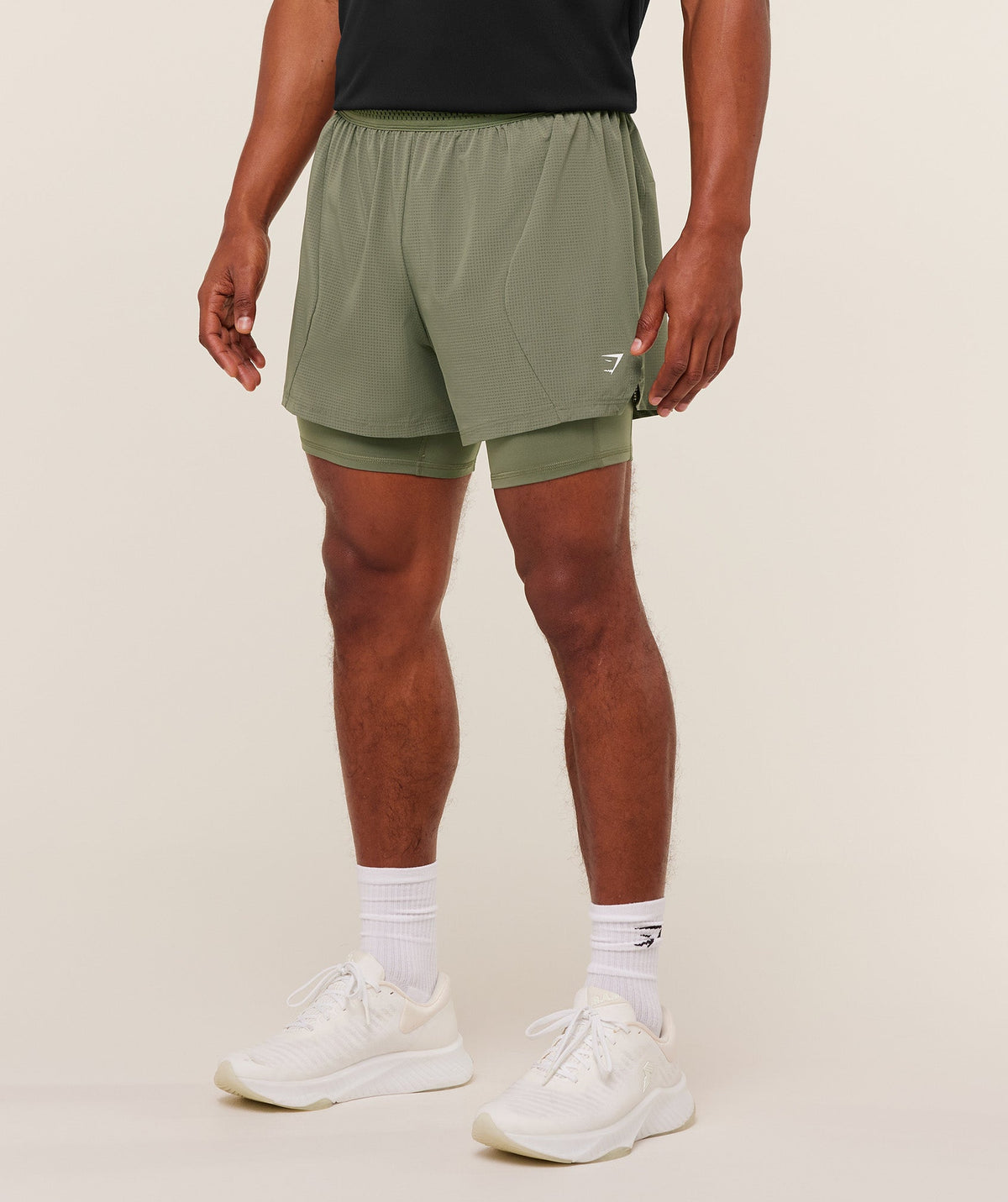 gymshark-running-4-2in1-shorts-shorts-green-aw25