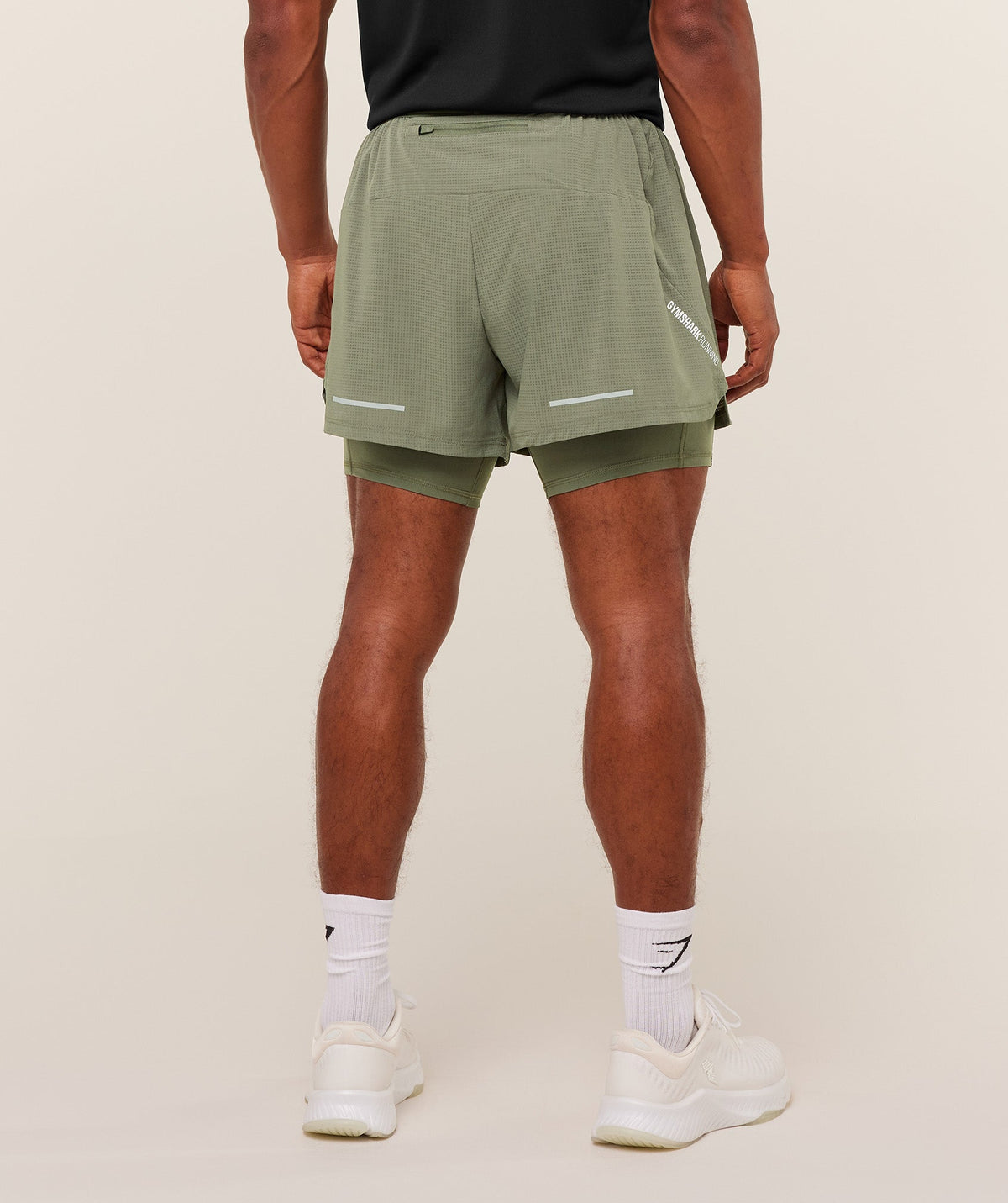 gymshark-running-4-2in1-shorts-shorts-green-aw25