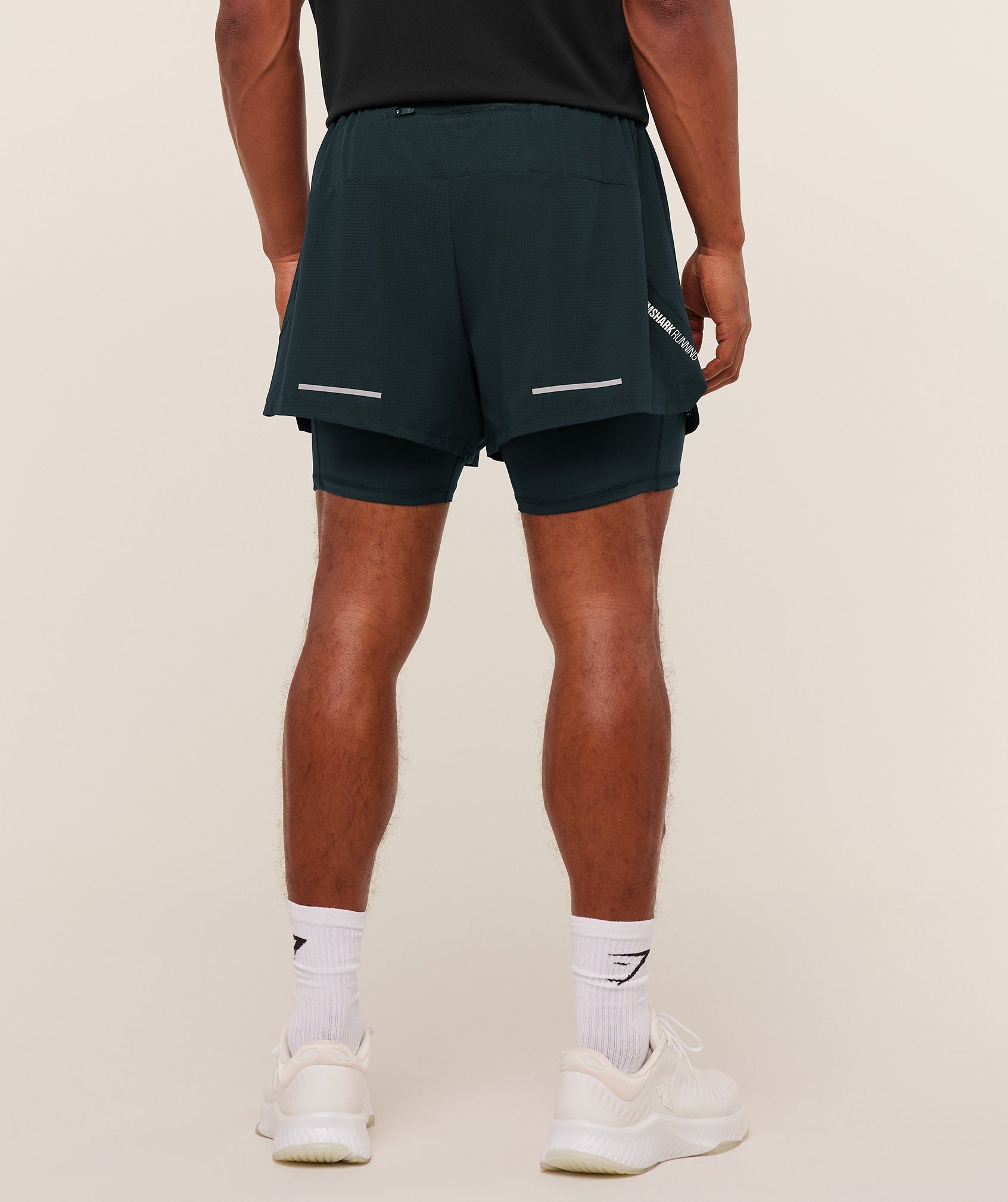 gymshark-running-4-2in1-shorts-shorts-blue-aw25-1