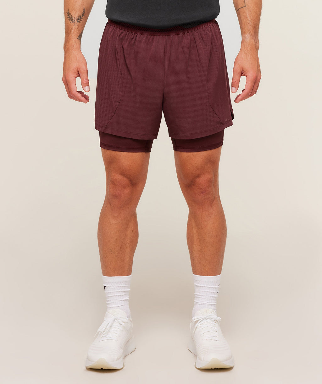 gymshark-running-4-2in1-shorts-shorts-brown-aw25