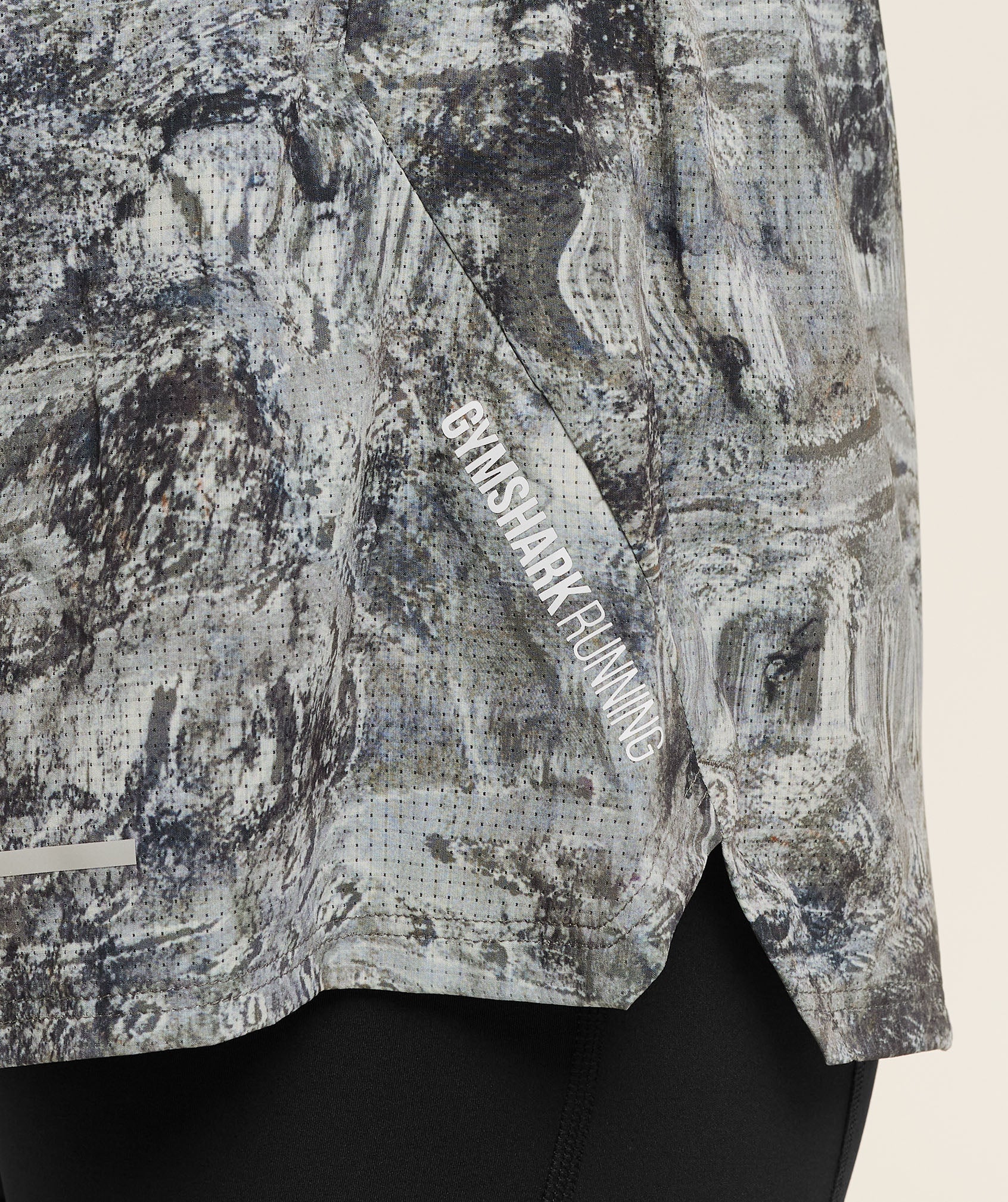 gymshark-running-4-2in1-shorts-shorts-grey-ss26