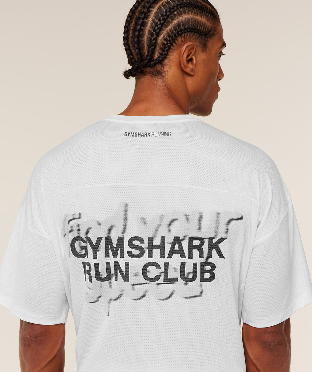 gymshark-running-graphic-t-shirt-ss-tops-white-ss26