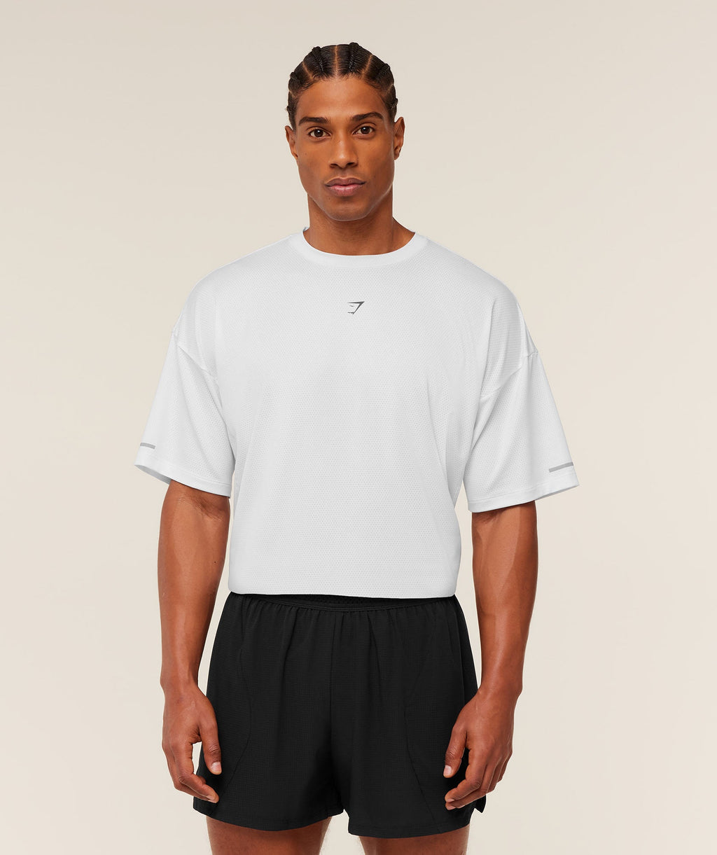 gymshark-running-graphic-t-shirt-ss-tops-white-ss26