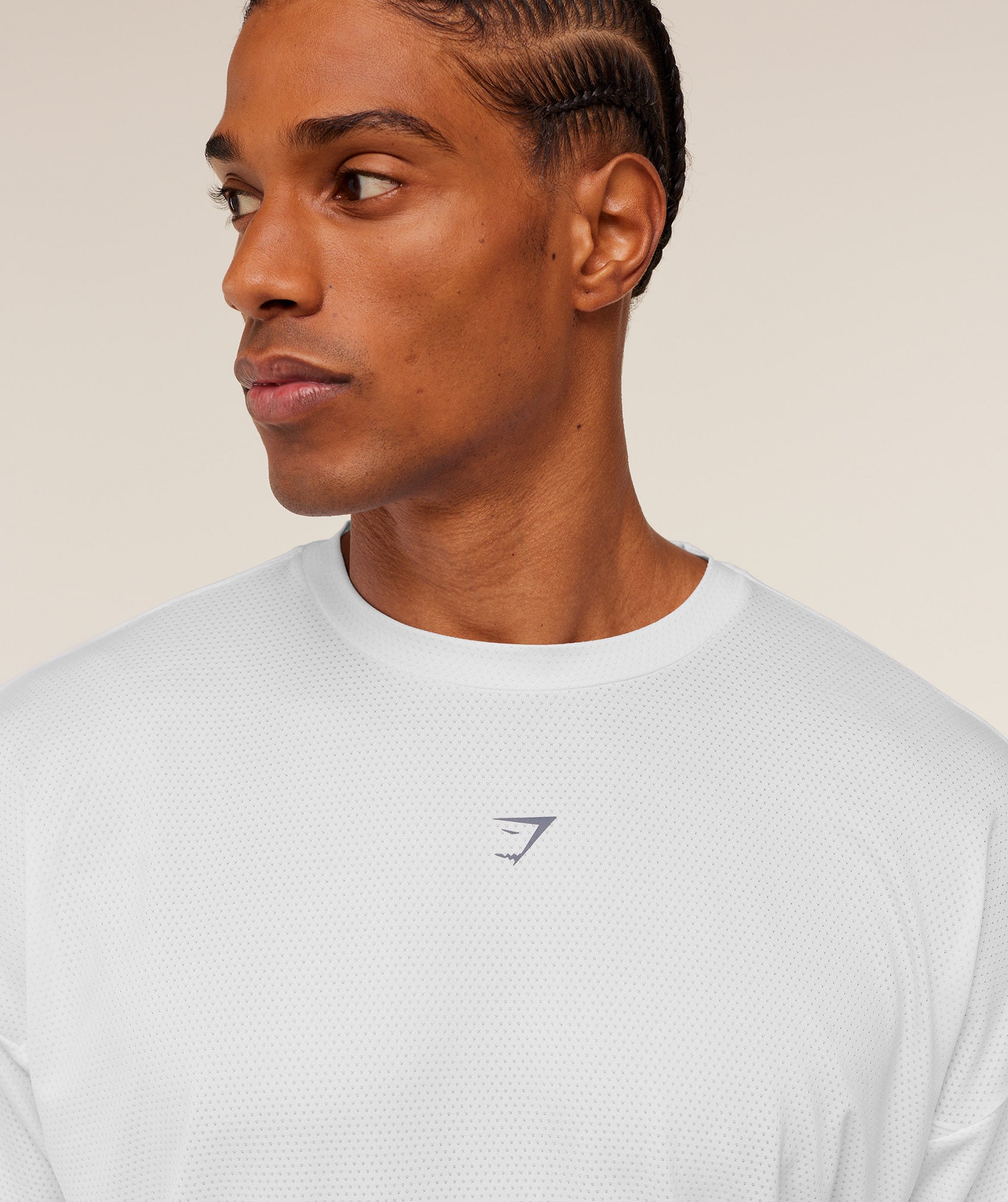 gymshark-running-graphic-t-shirt-ss-tops-white-ss26