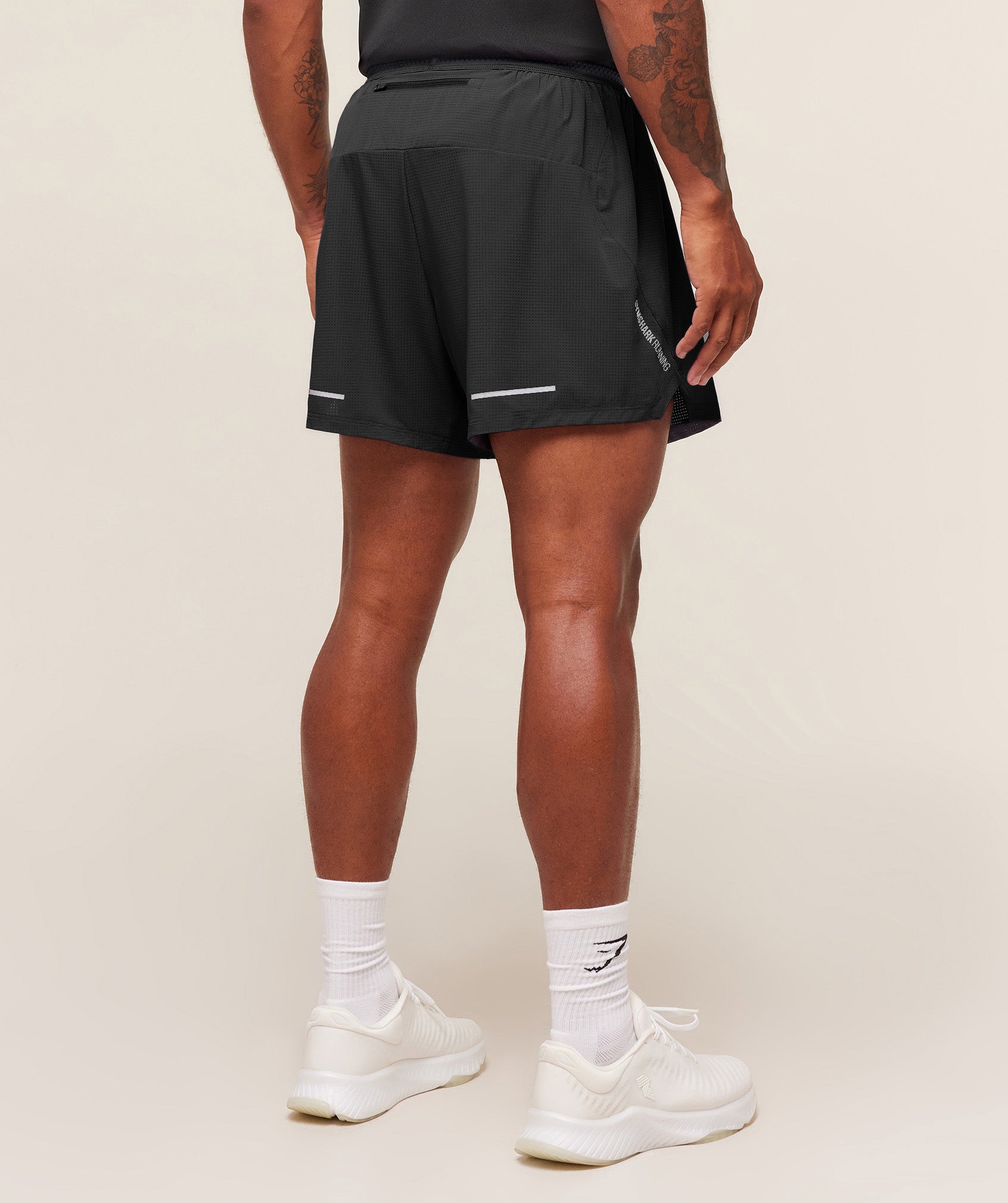 gymshark-running-short-6-shorts-black-aw25