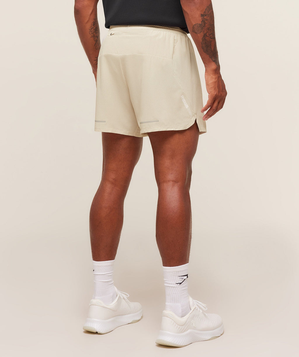 gymshark-running-short-6-shorts-grey-aw25