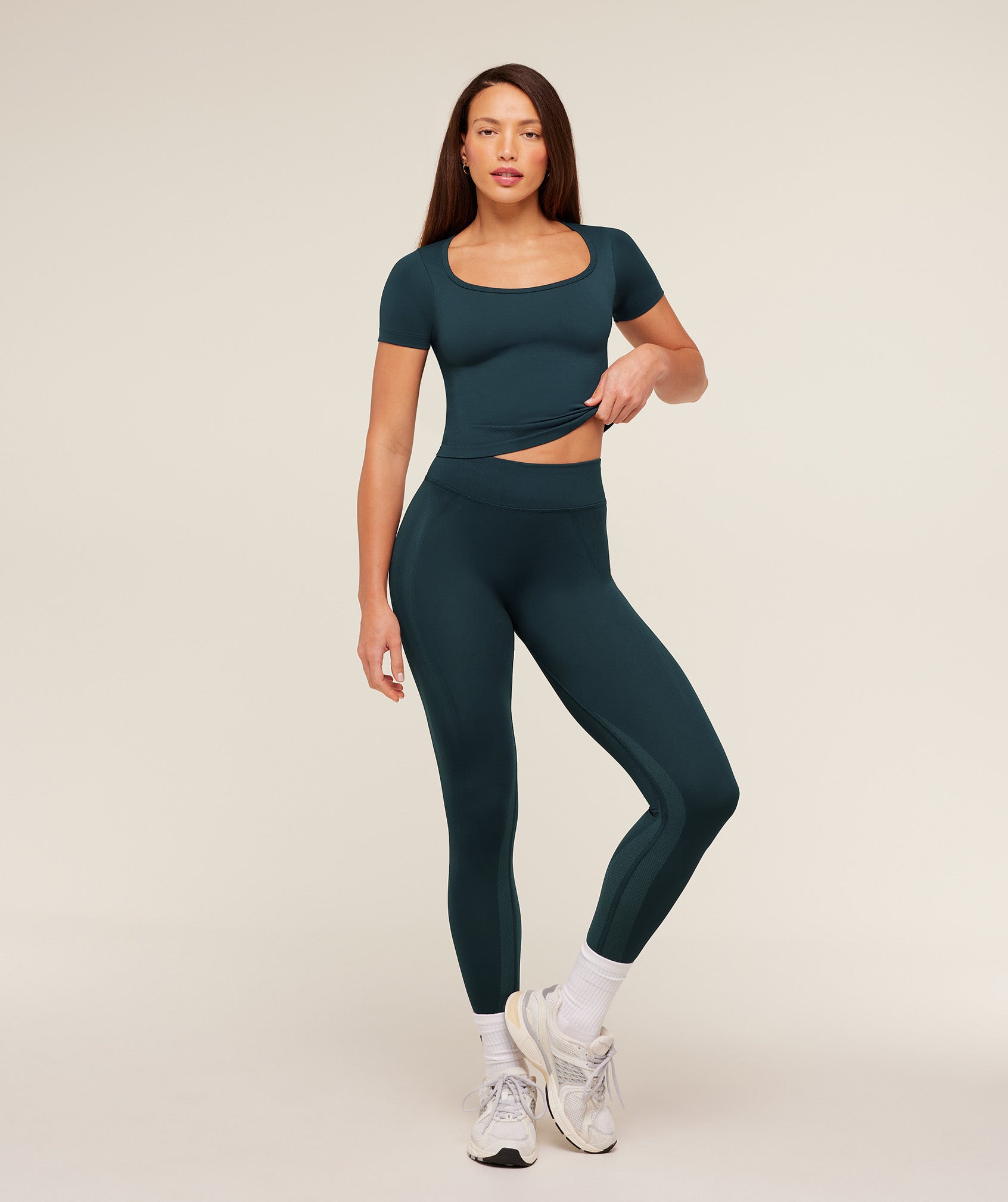 gymshark-weekend-seamless-short-sleeve-top-ss-tops-blue-ss26
