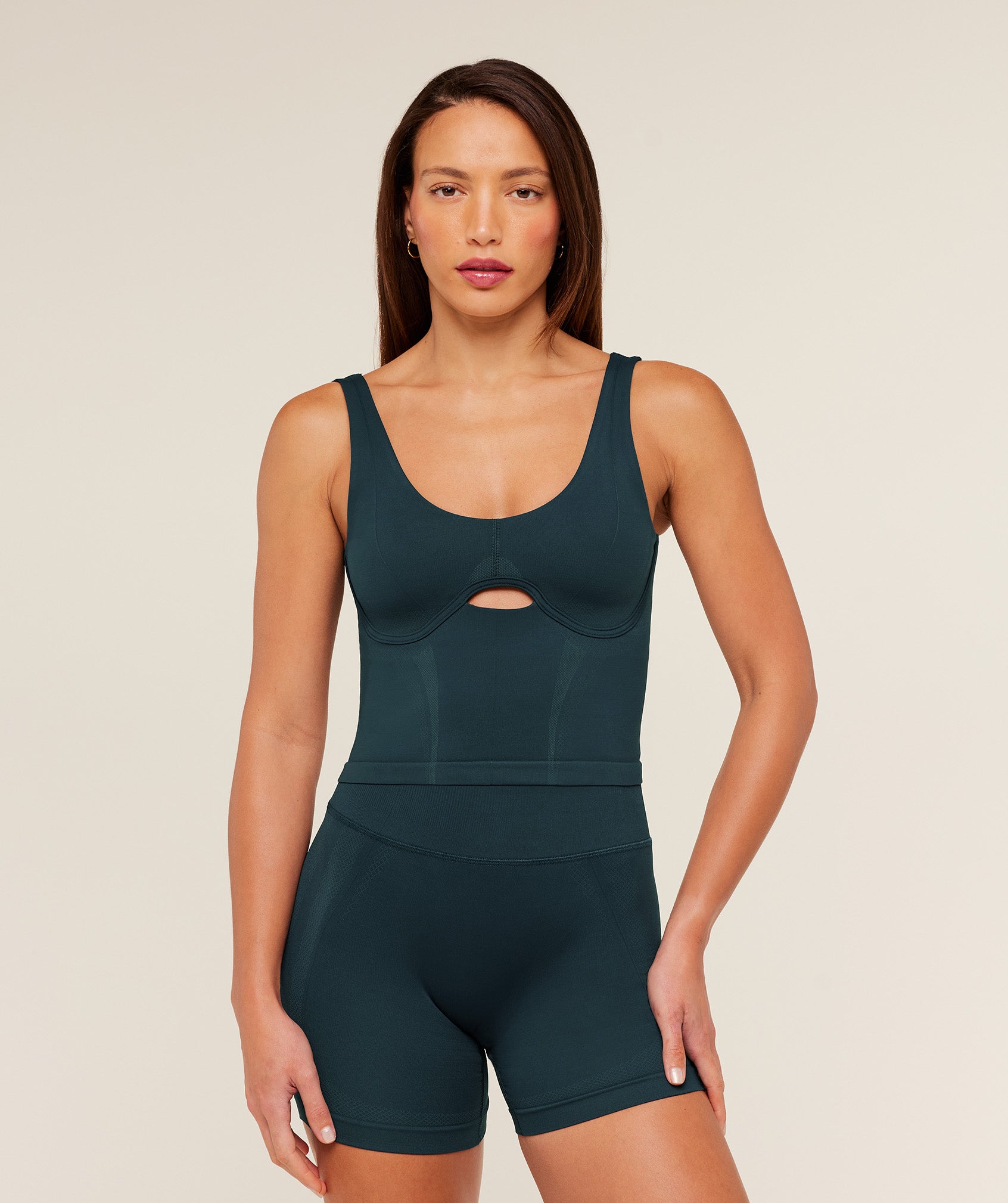 gymshark-weekend-seamless-tank-top-sleeveless-tops