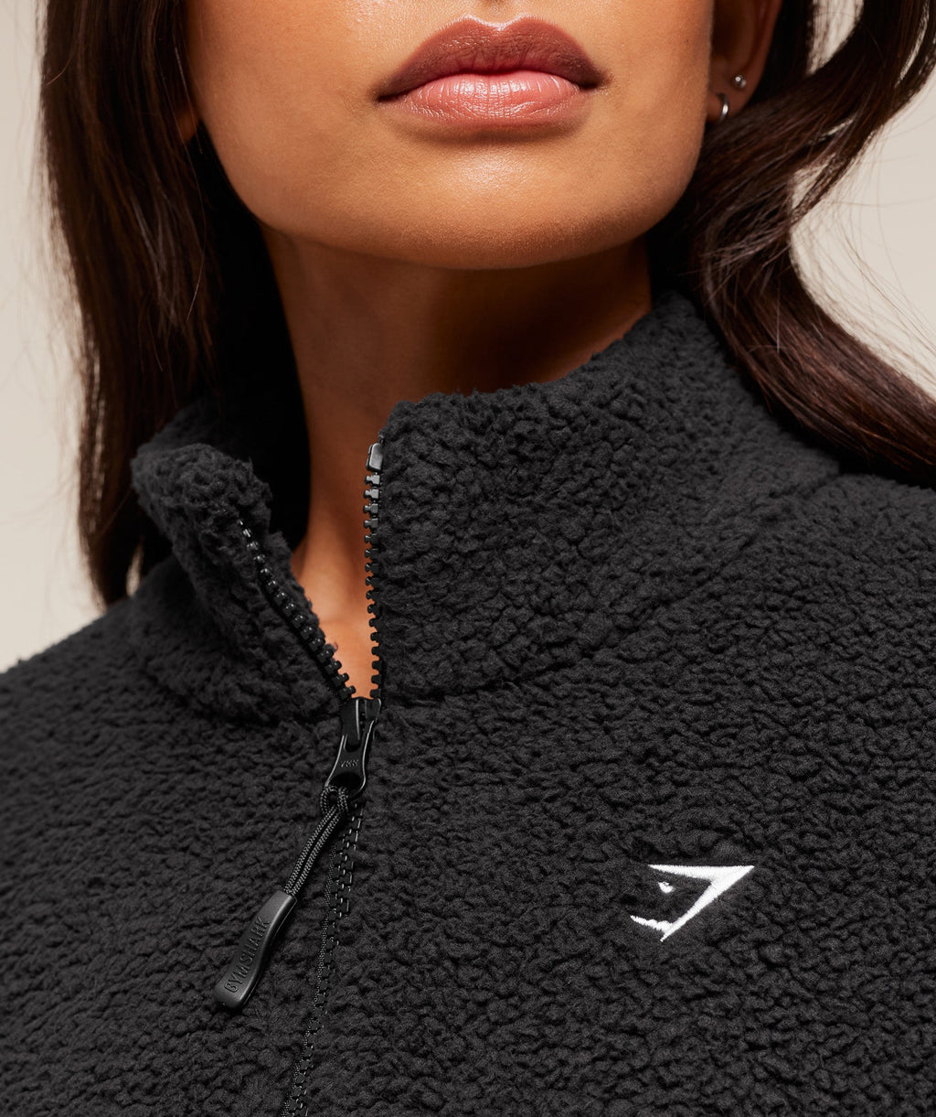 gymshark-sherpa-jacket-jackets-outerwear-black-aw25