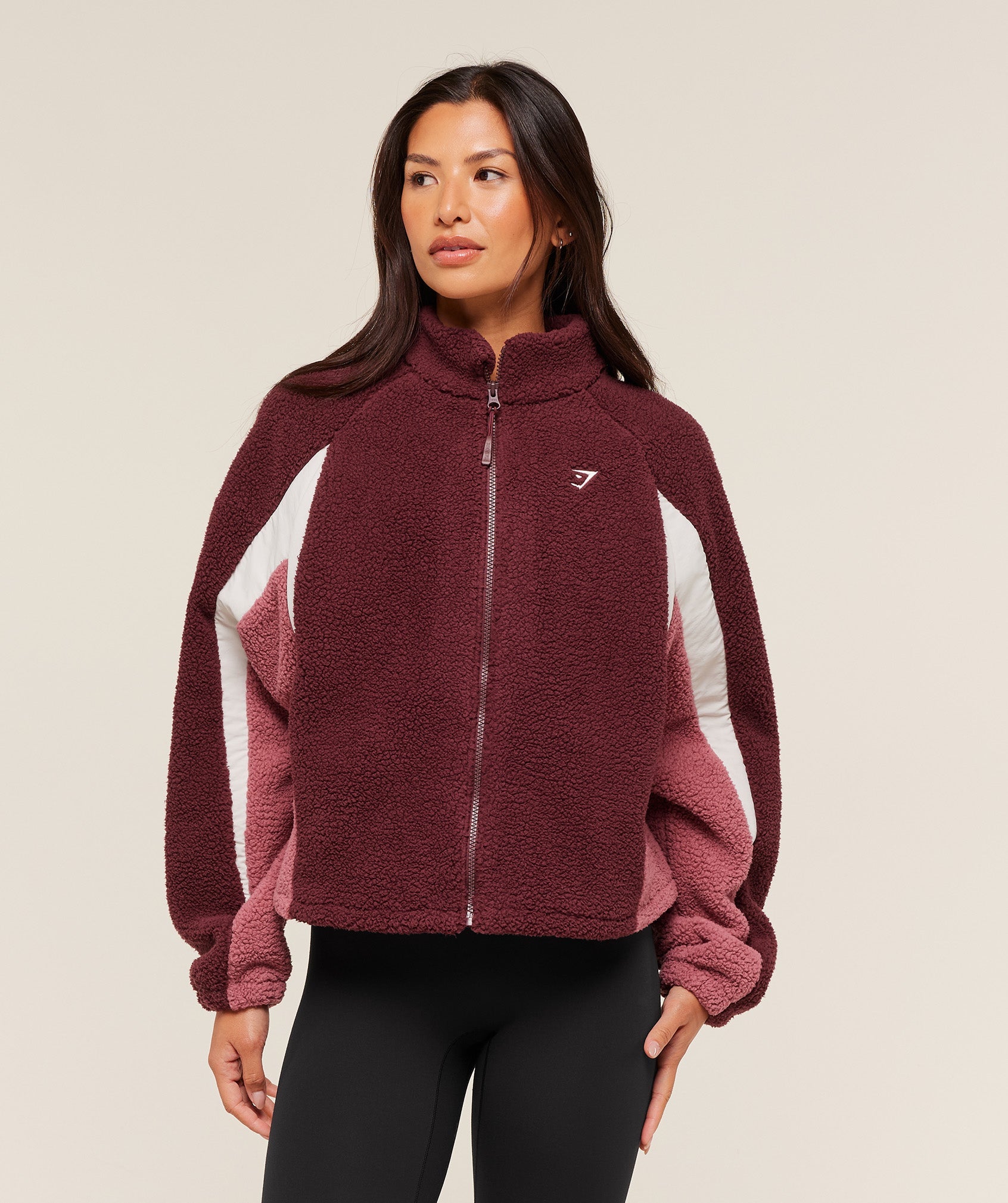 gymshark-contrast-sherpa-jacket-jackets-outerwear-brown-aw25