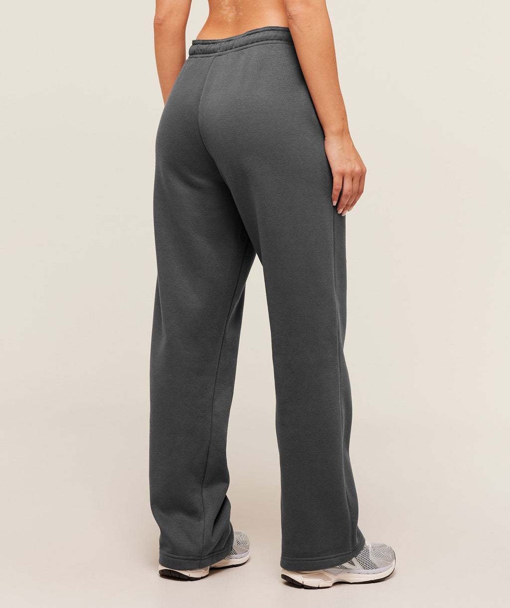 gymshark-cosy-luxe-straight-leg-jogger-pants-grey-aw25-1
