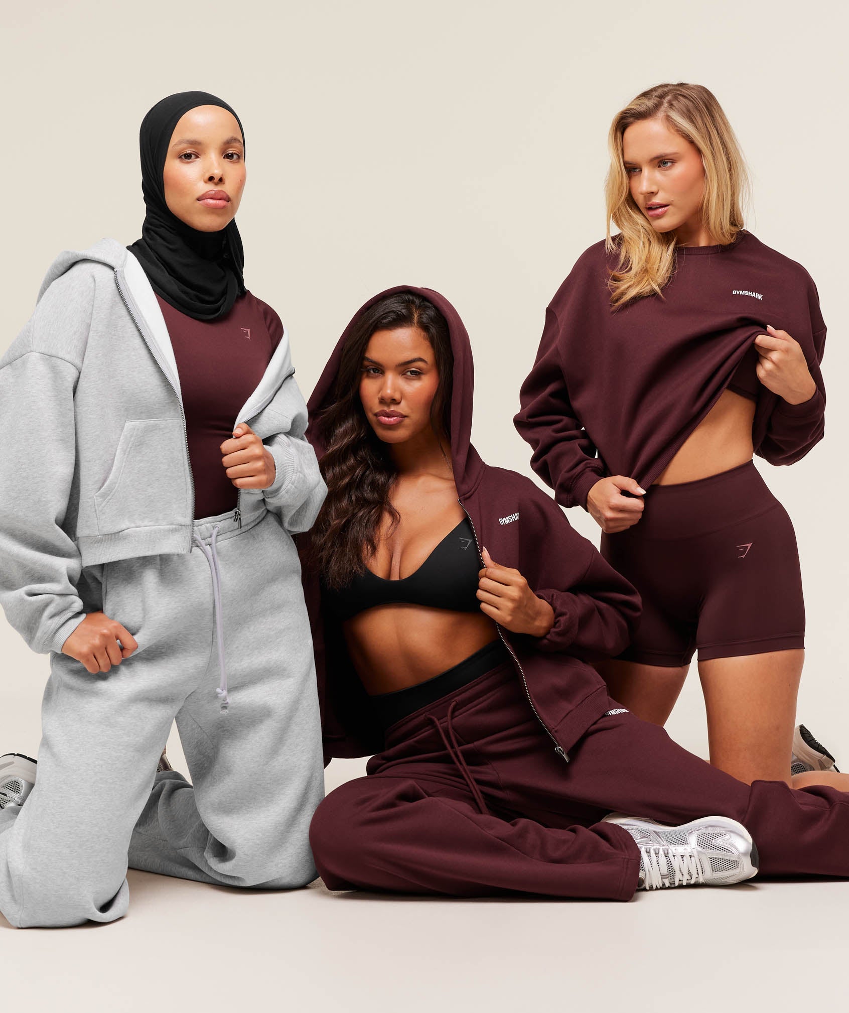 gymshark-cosy-luxe-sweatshirt-pullovers-brown-aw25