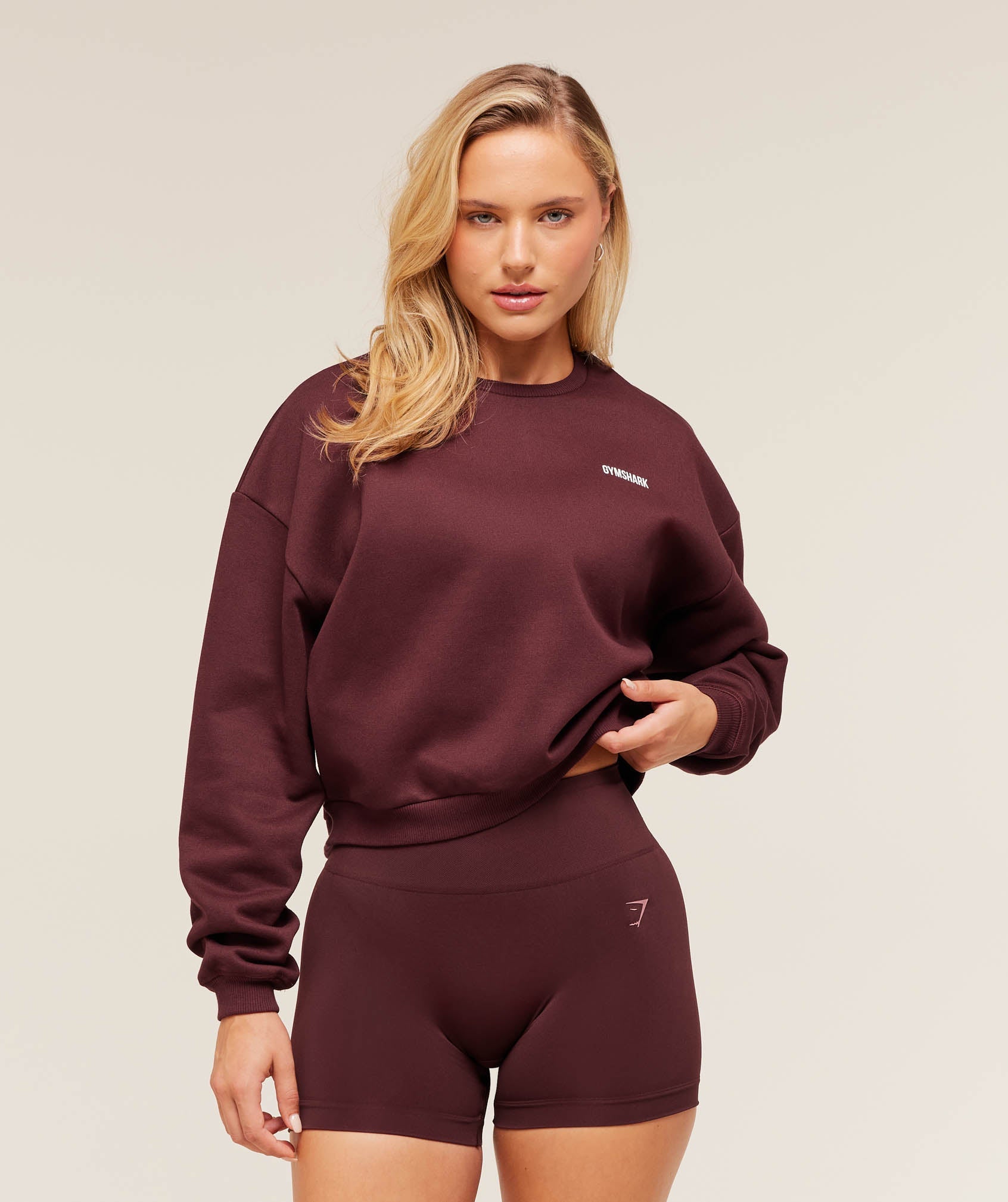 gymshark-cosy-luxe-sweatshirt-pullovers-brown-aw25